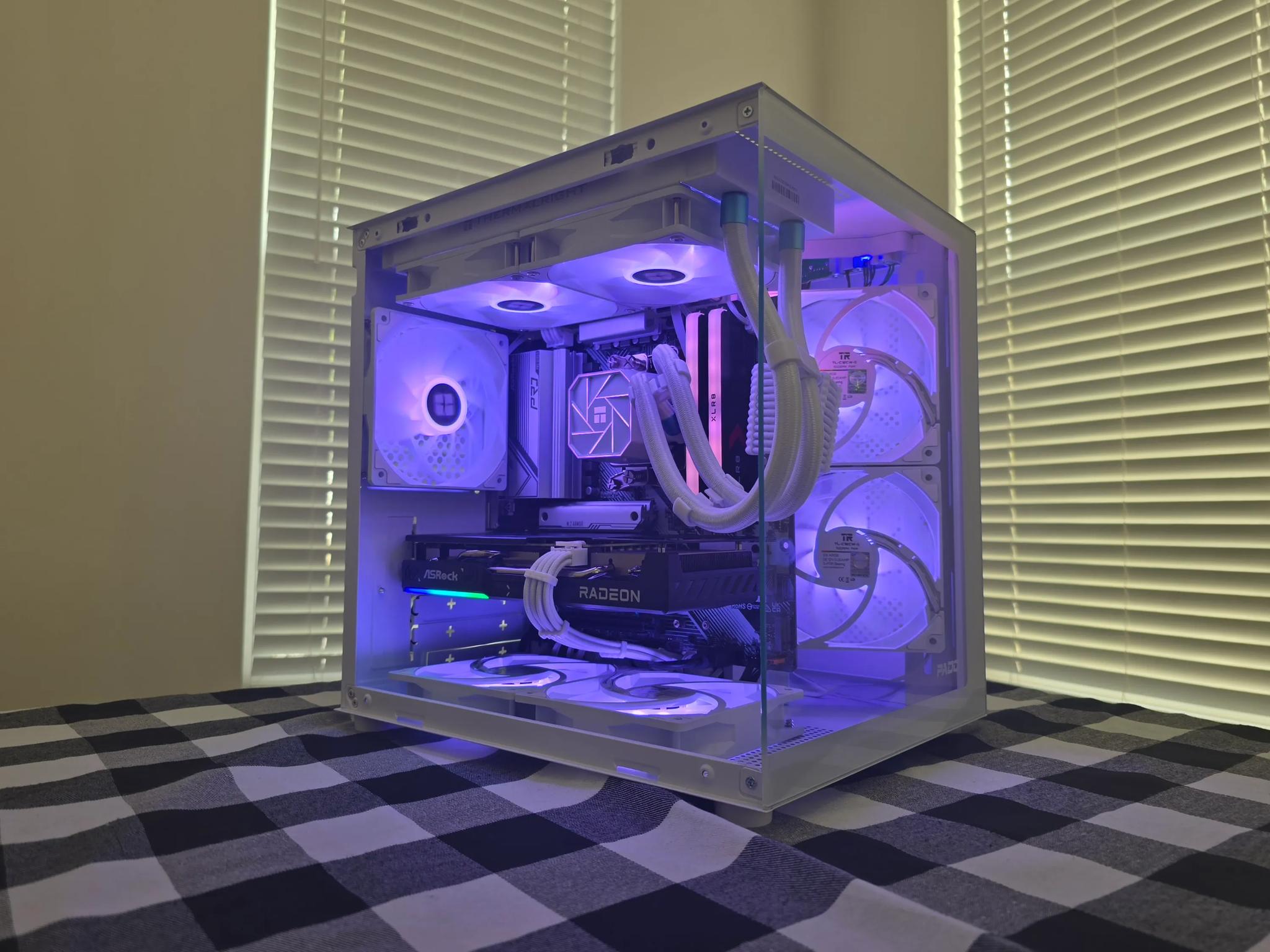 🧙🔮 MODERN MAGIC 🔮🧙 | 9060 XT 16 GB | Ryzen 5 7600x | 32 GB DDR5 | 1 TB SSD | WiFi Enabled