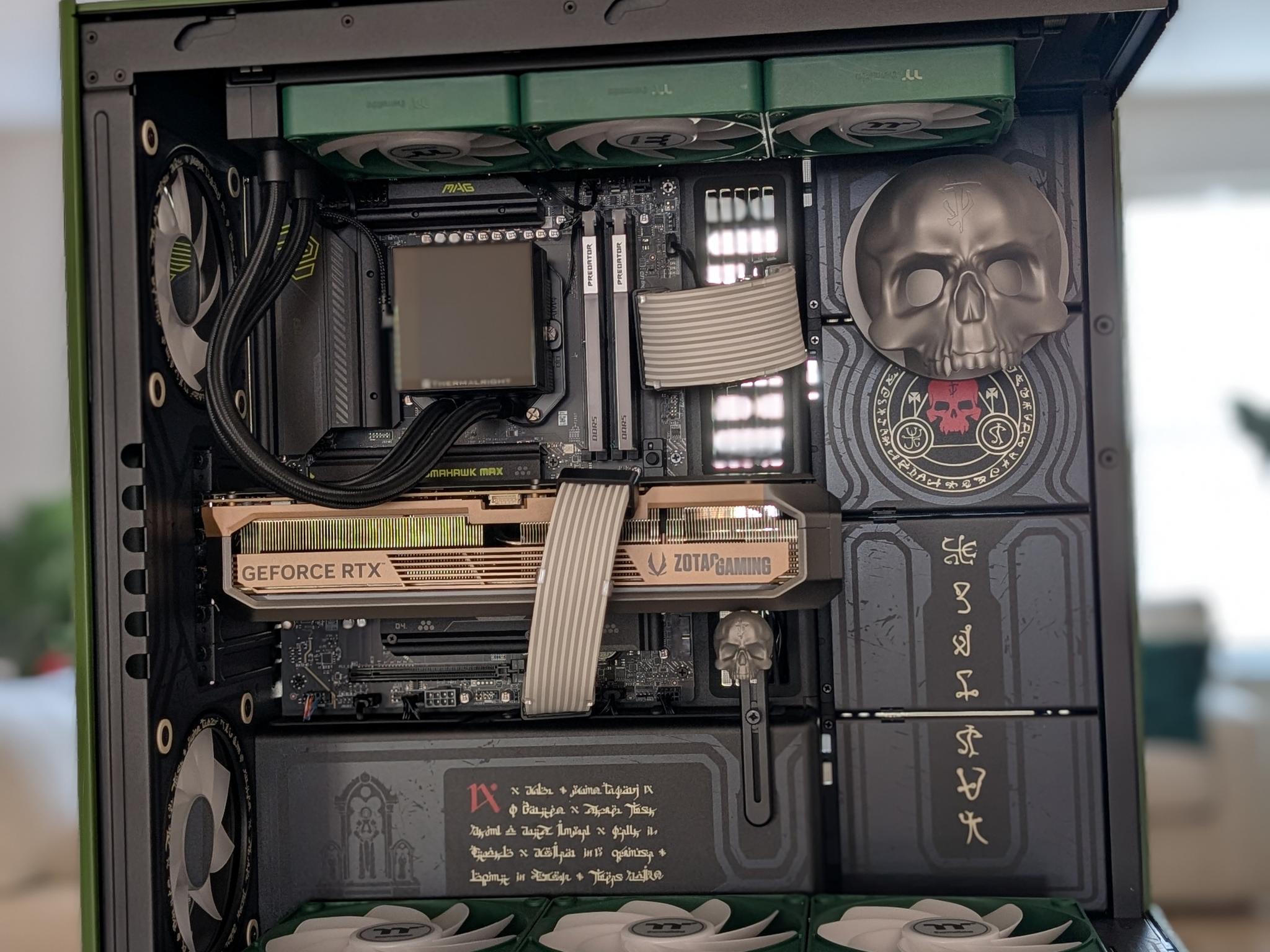 DOOM! Limited Edition - Havn HS420 - 5080 + 7800X3D + 32 GB DDR5 + 2TB Gen 5 SSD