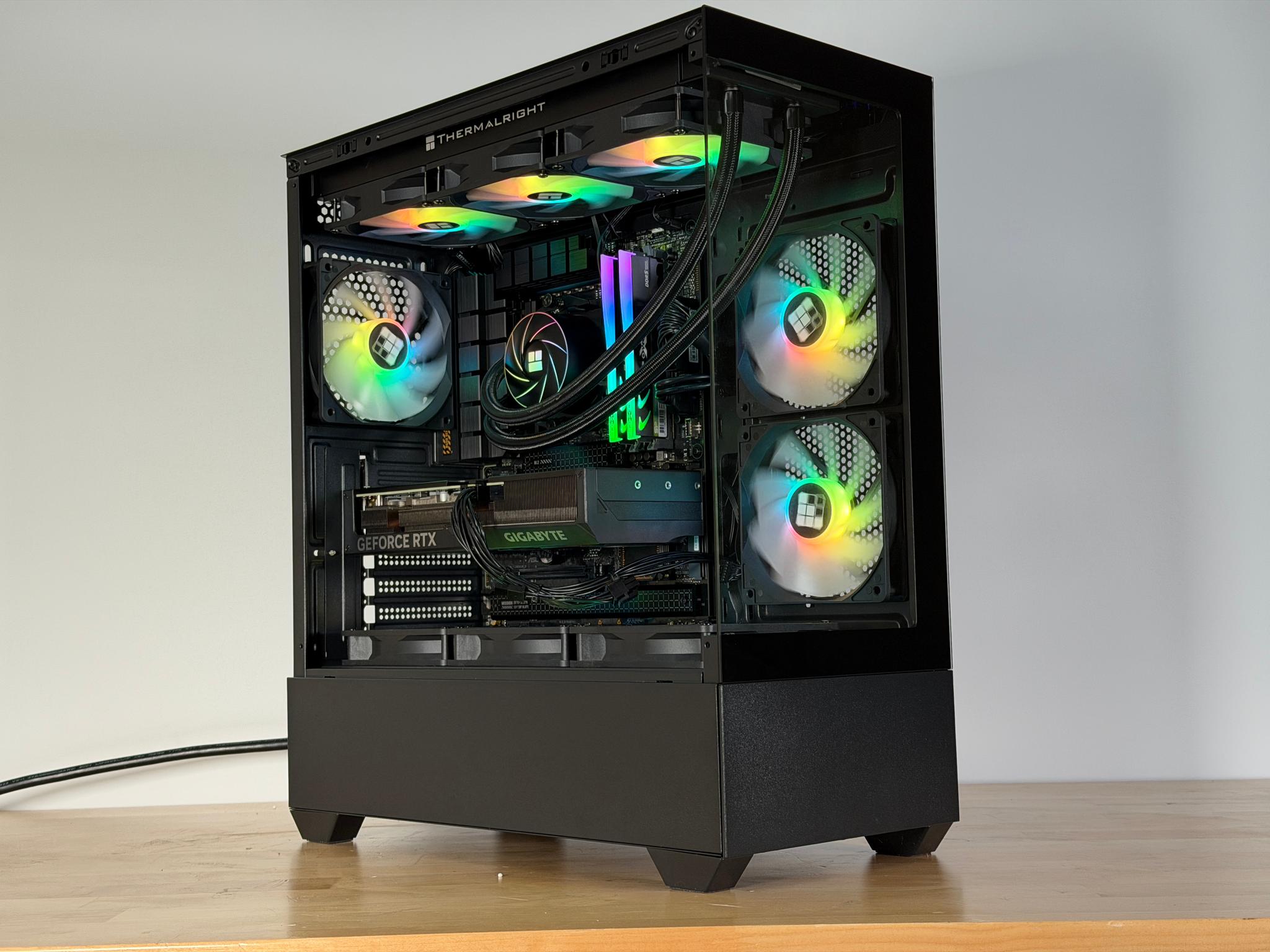 RTX 4070 Ryzen 7 7700x Gaming PC