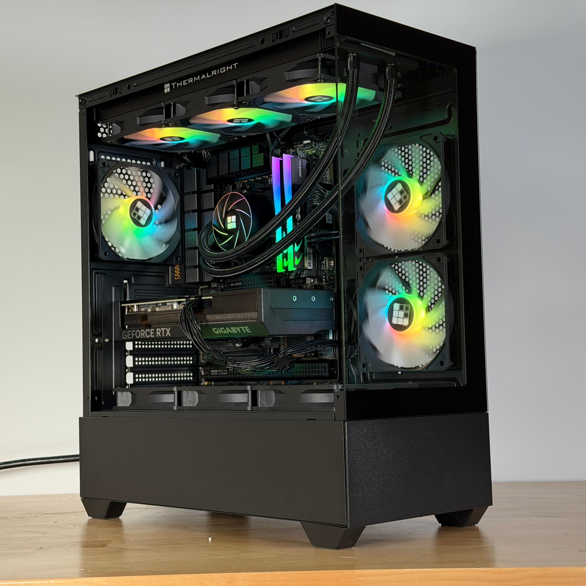 RTX 4070 Ryzen 7 7700x Gaming PC