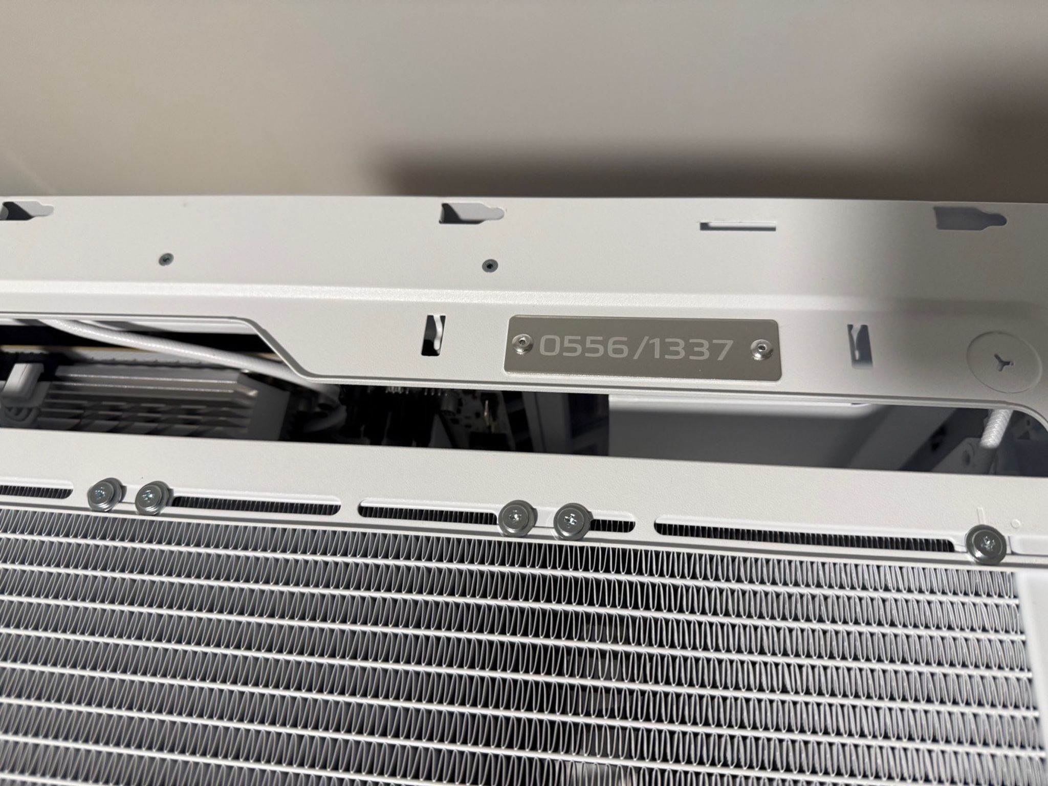 Corsair Nova Color Shift RTX Aero 5070 OC 12GB