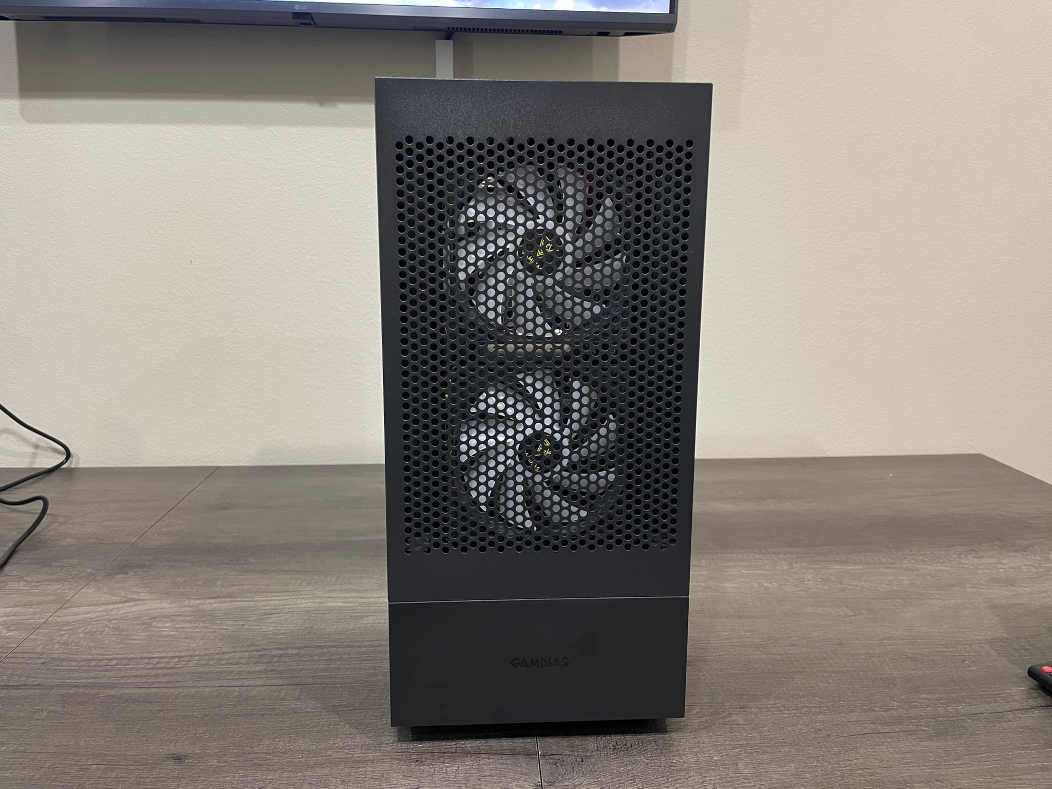 Custom Budget Gaming PC / Intel i7 8700K / GTX 1080 / 16GB / 1TB / Windows 11 Pro