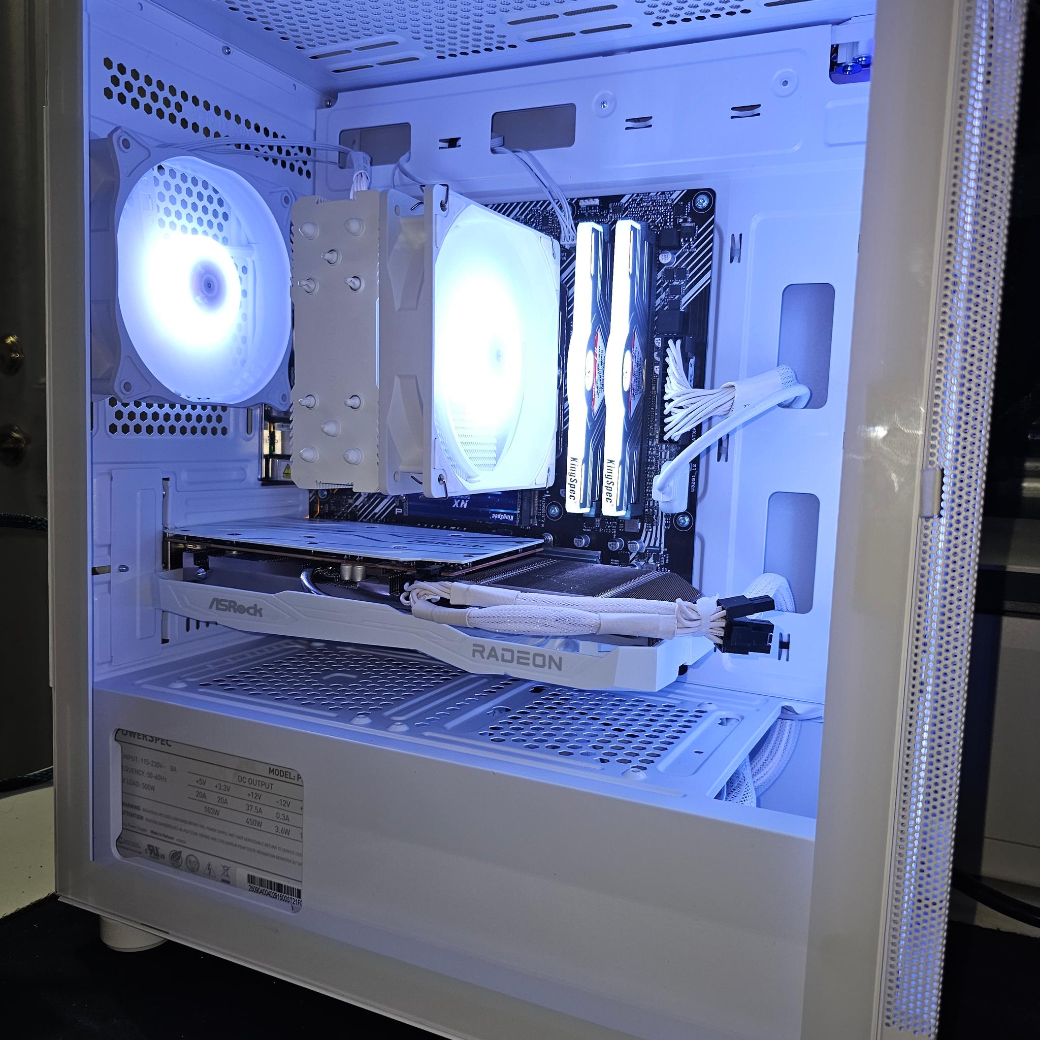 White gaming pc Ryzen 5 5500 rx 6600 8gb