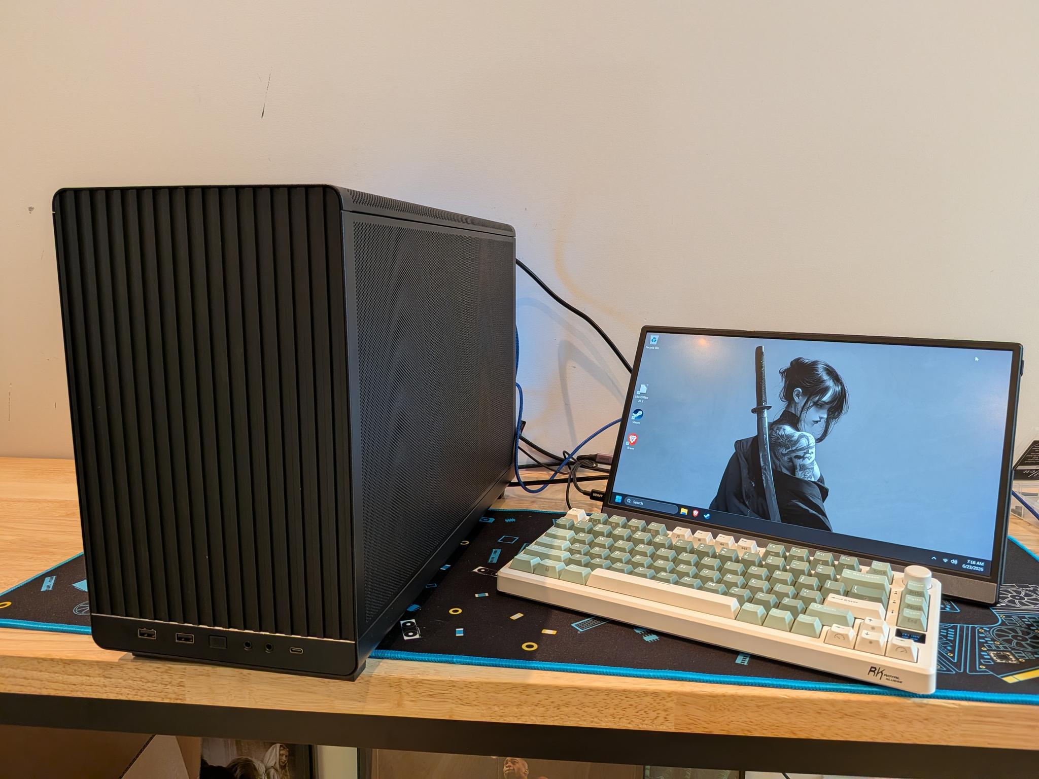 4K Mesh - RTX 5080, Ryzen 7 7800X3D, 64 GB DDR5 RAM, 2 TB Gen 4 NVME, Liquid Cooled, RGB