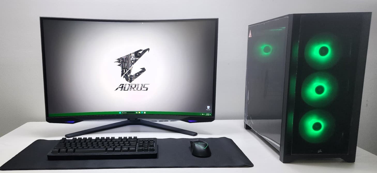 NEW Corsair Liquid Cooled 1440P Gaming PC - 7600X - 4070Ti