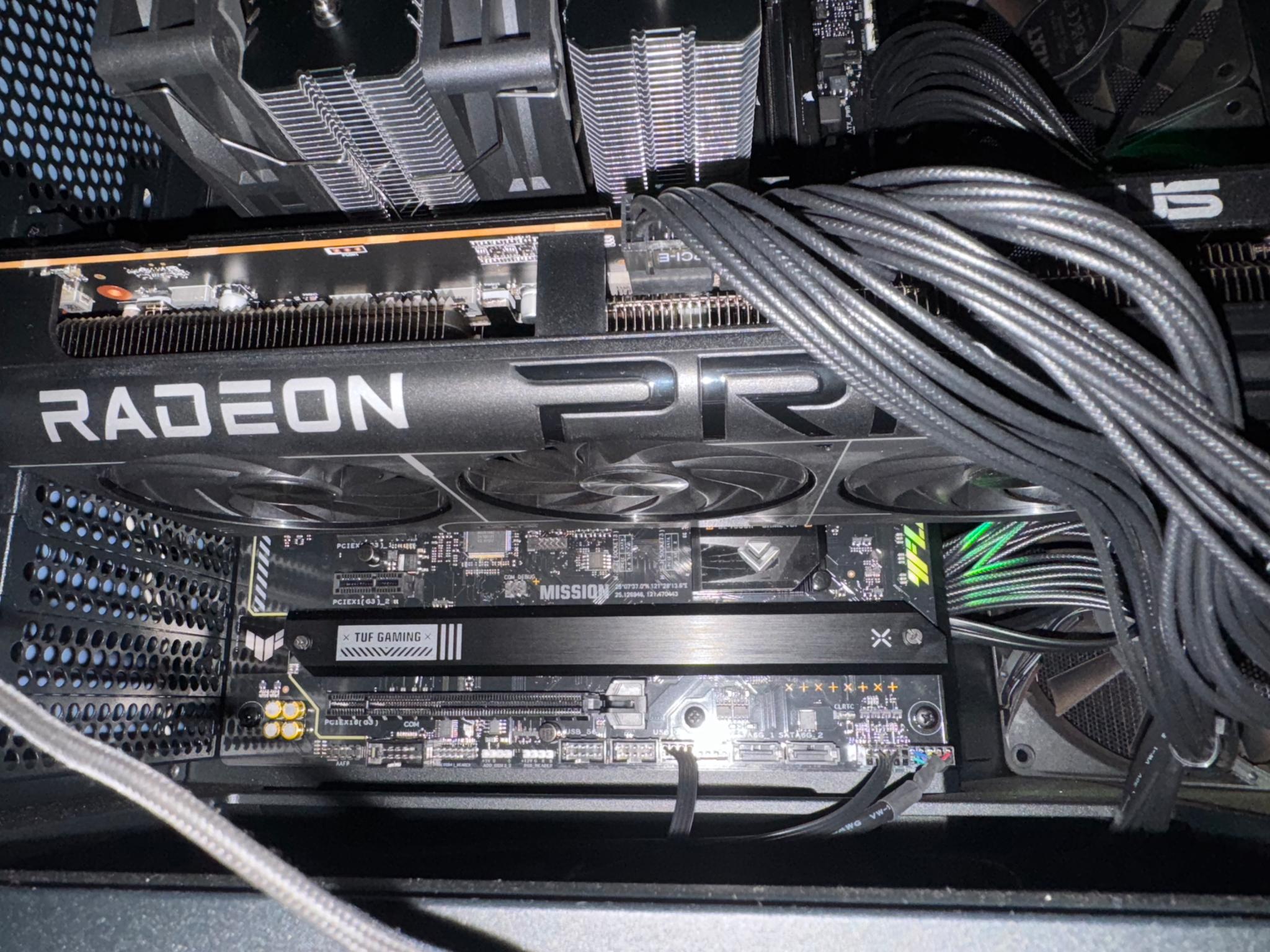 (LIKE NEW!!) ASUS PRIME RADEON RX 9070 XT OC Edition