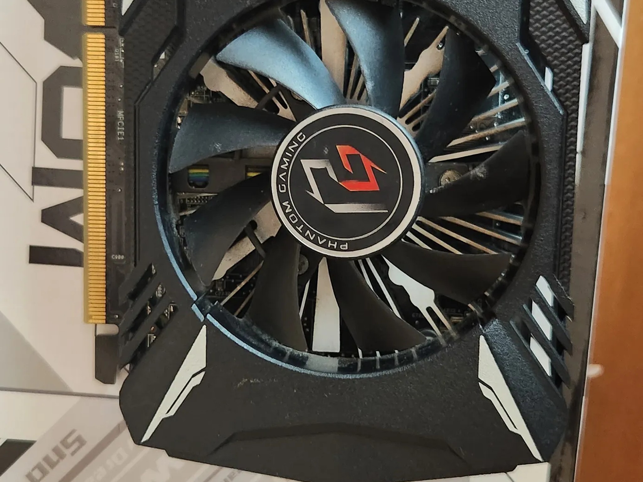 *DEAD* Asrock Phantom Gaming Rx 550