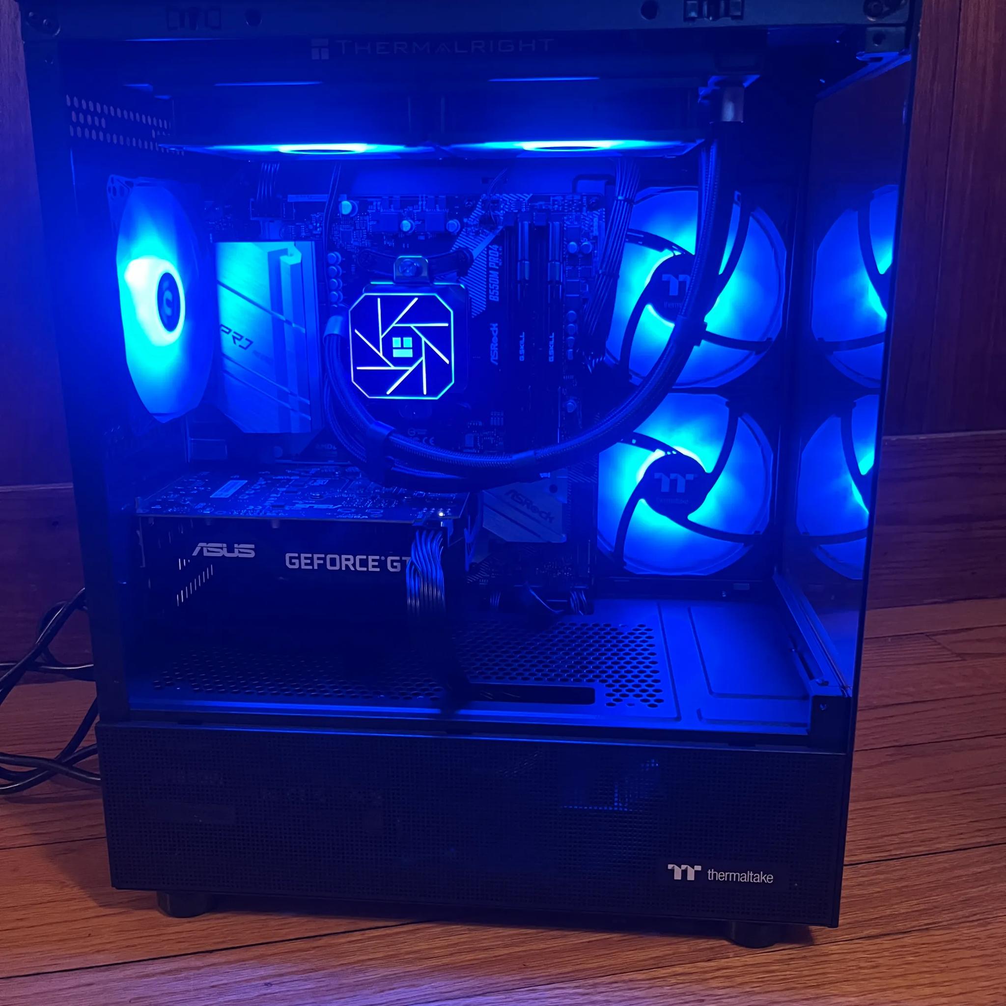 FLASH SALE!  | Ryzen 5 5500 | NVIDIA GTX 1660 Super | 32 gb RAM | 1 tb