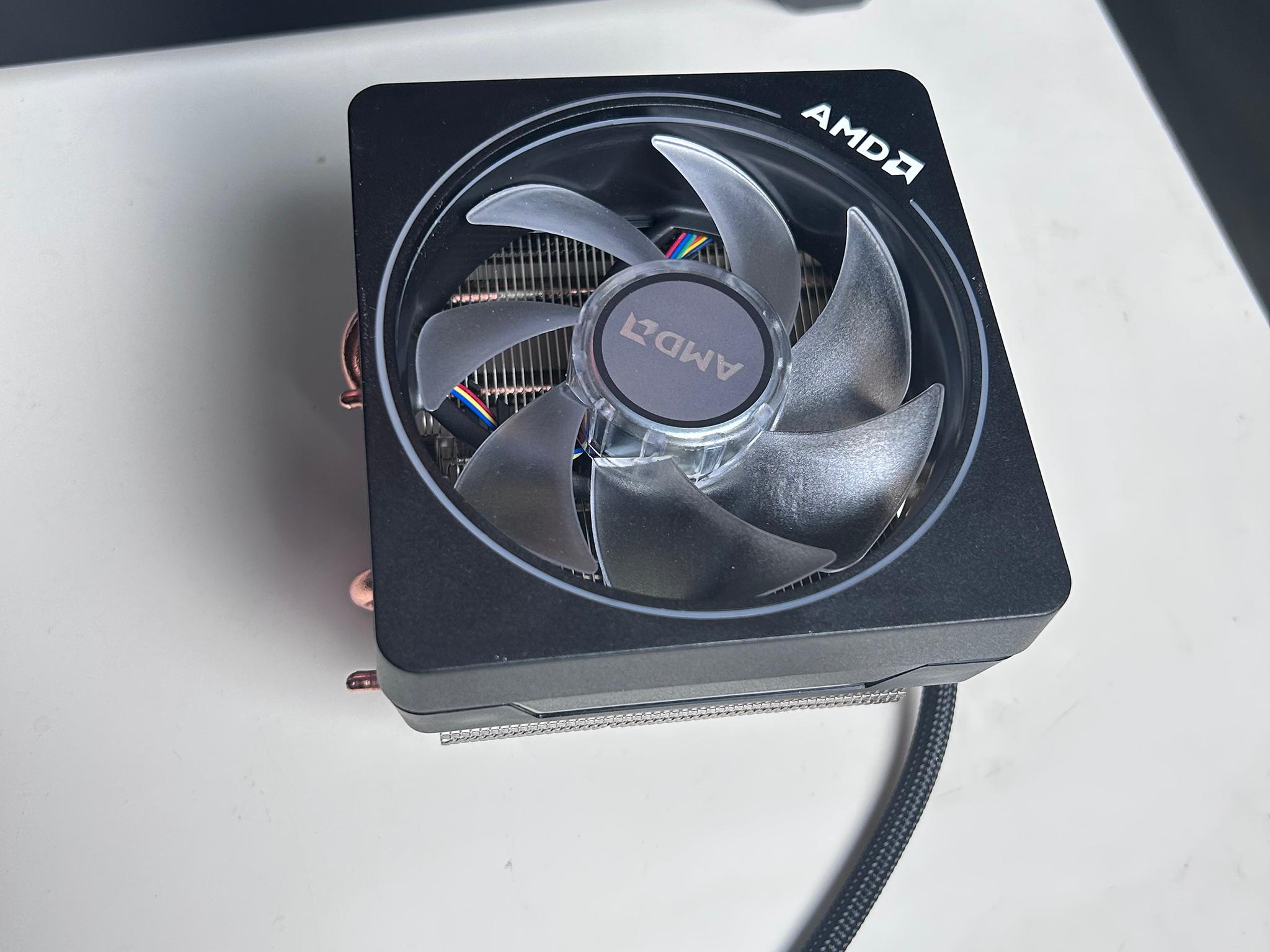 AMD Wraith Prism LED RGB Cooler Fan 