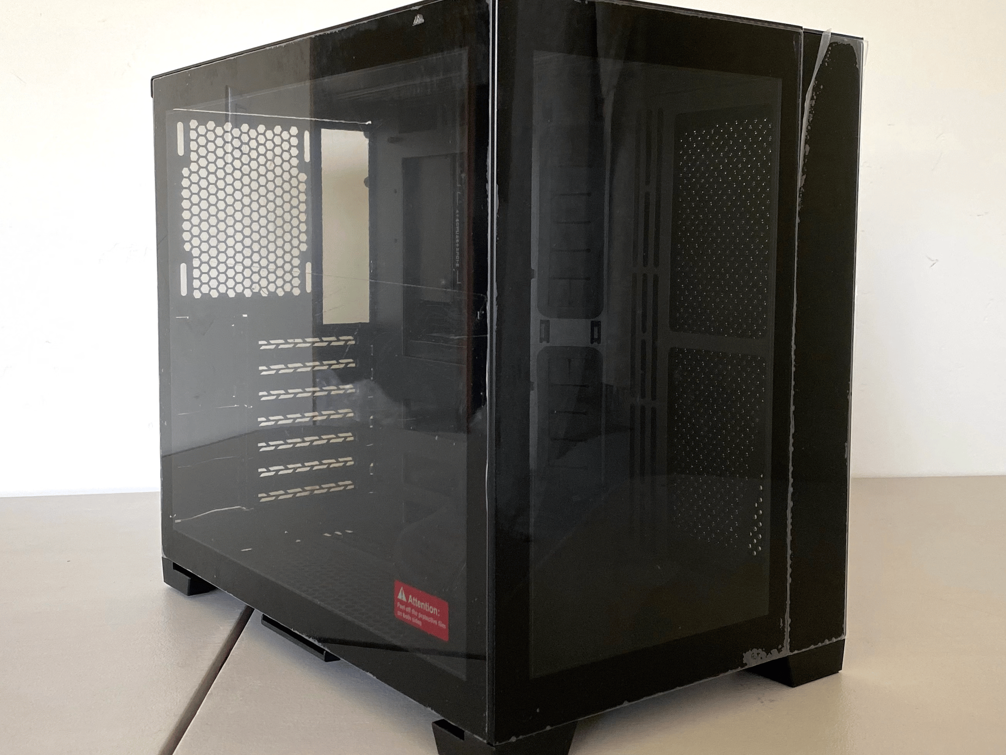 (NEW) LIAN LI O11D MINI-X Black With SP750 (750W) SFX PSU
