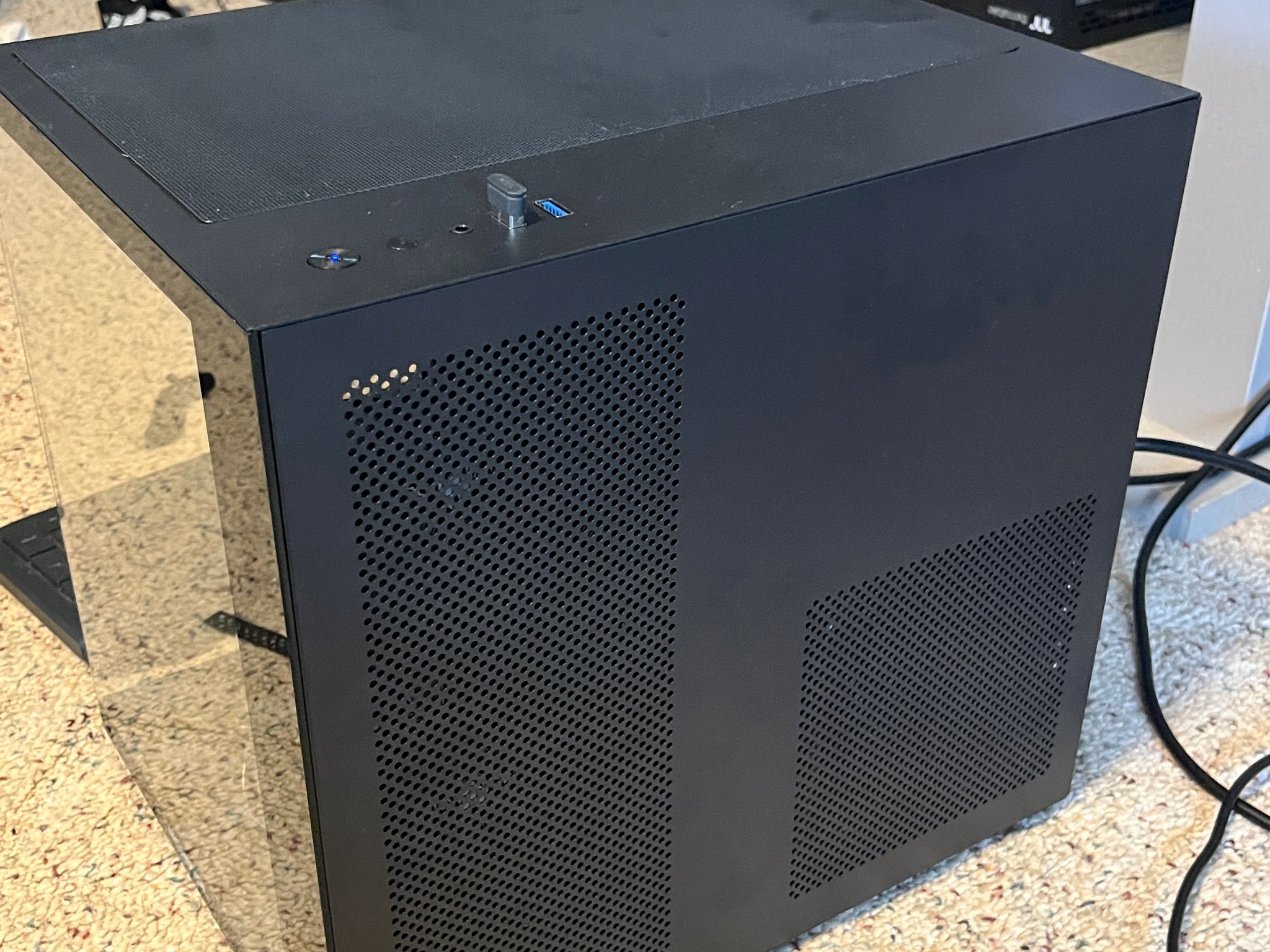 Radeon RX 6600 Custom Gaming PC - Ryzen 5 3600