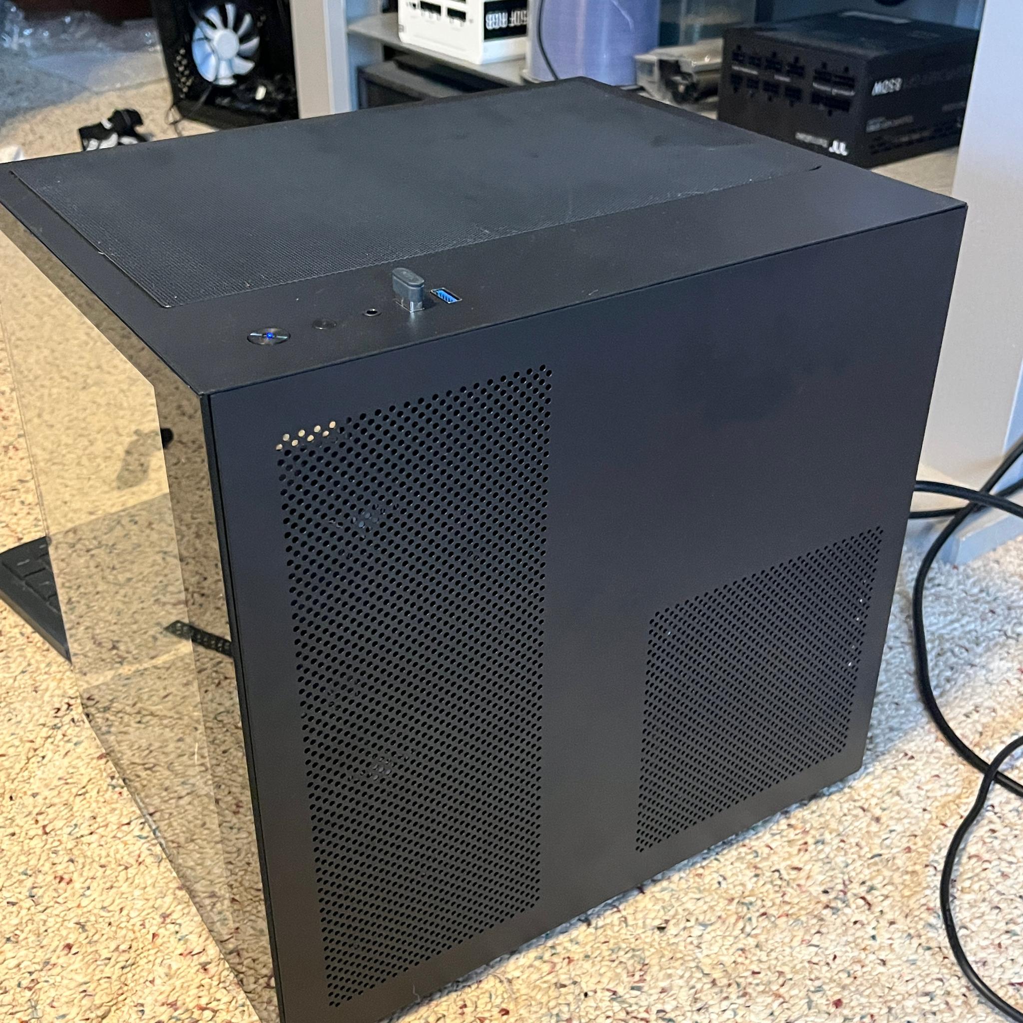 Radeon RX 6600 Custom Gaming PC - Ryzen 5 3600