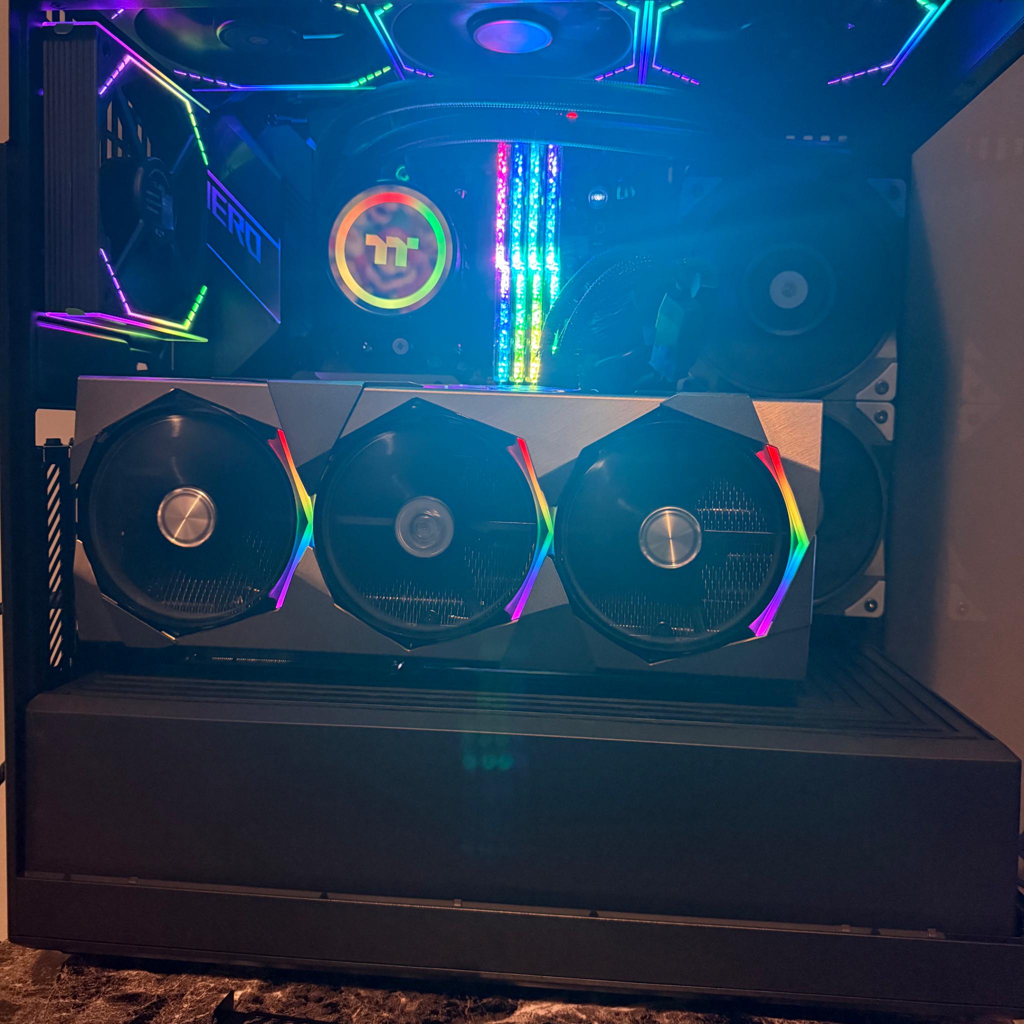 PC Ryzen 7 5800x3d/Rtx 4070 ti