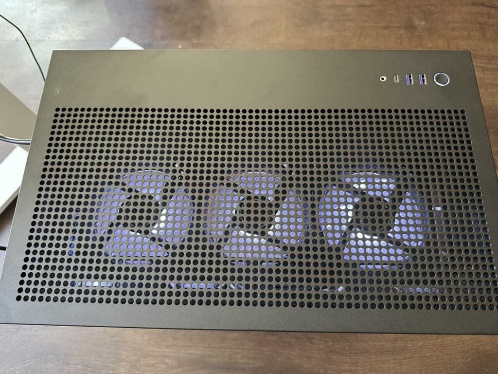 Insane value 4K and 1440p gaming PC | RX 7900 XT | 32 GB Ram | R 7 7700x | 2T SSD