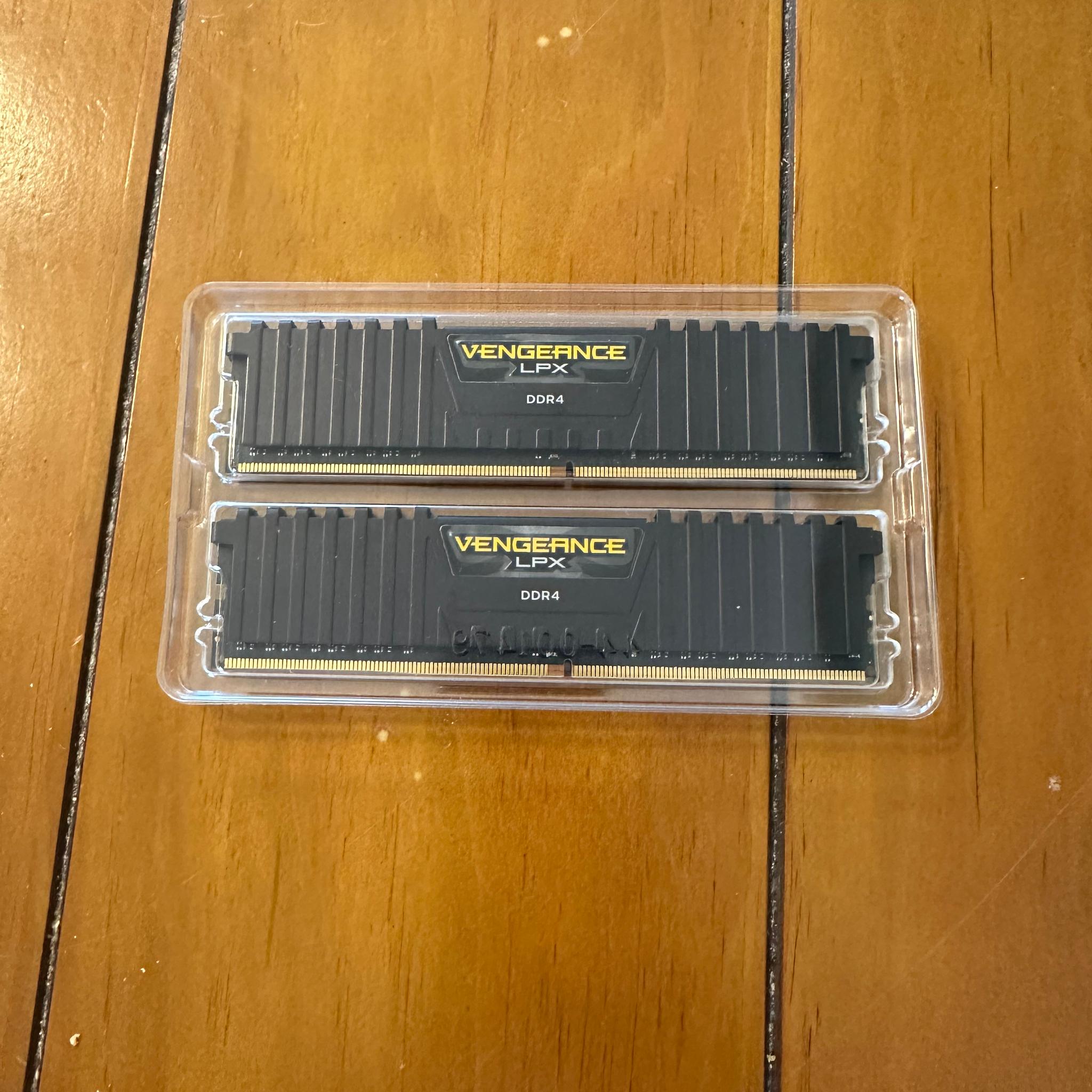 Corsair Vengeance LPX RAM DDR4 3200 MHz 16GB (2x8G)