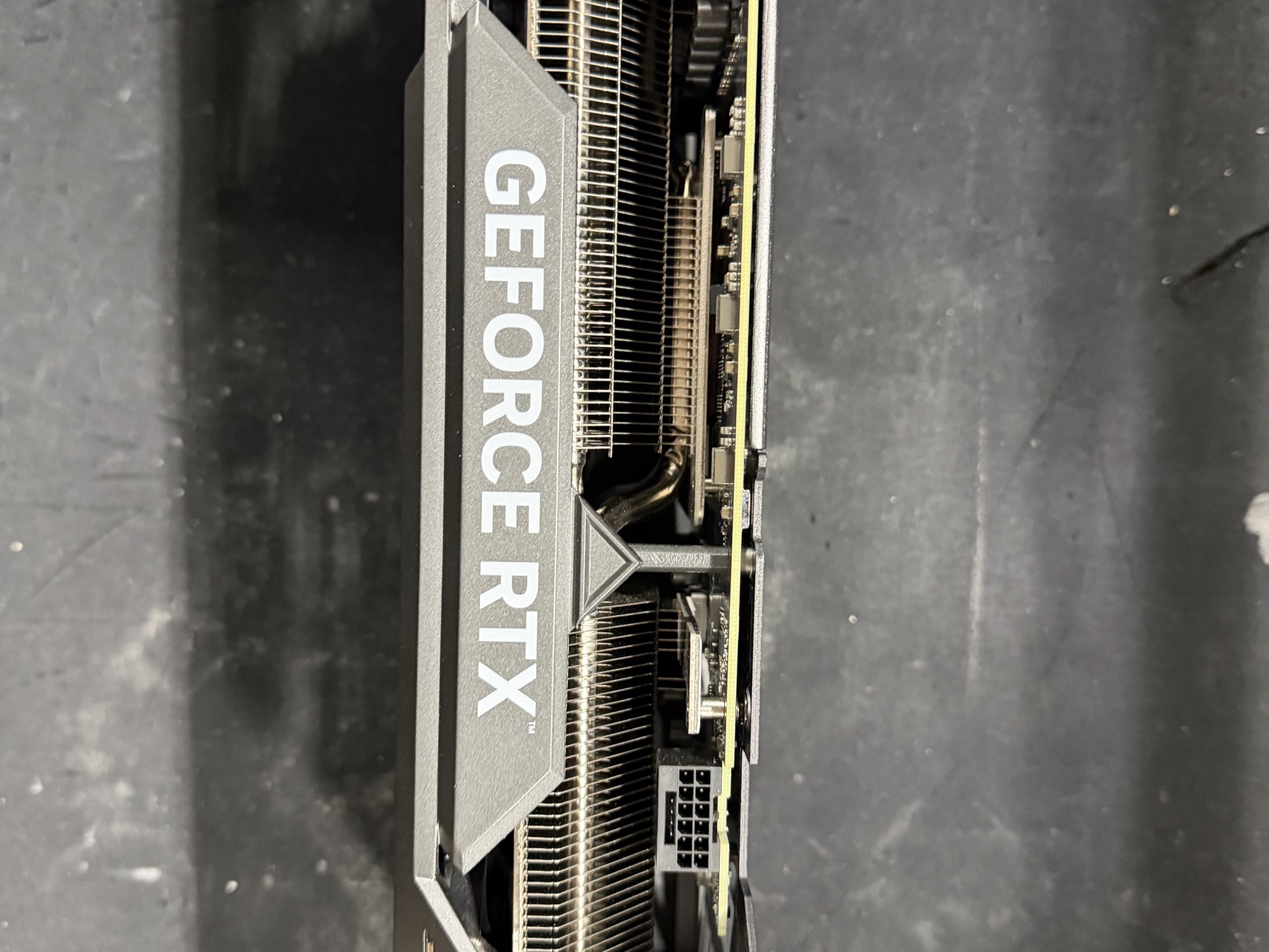 ASUS TUF GAMING GeForce RTX 4070 Ti