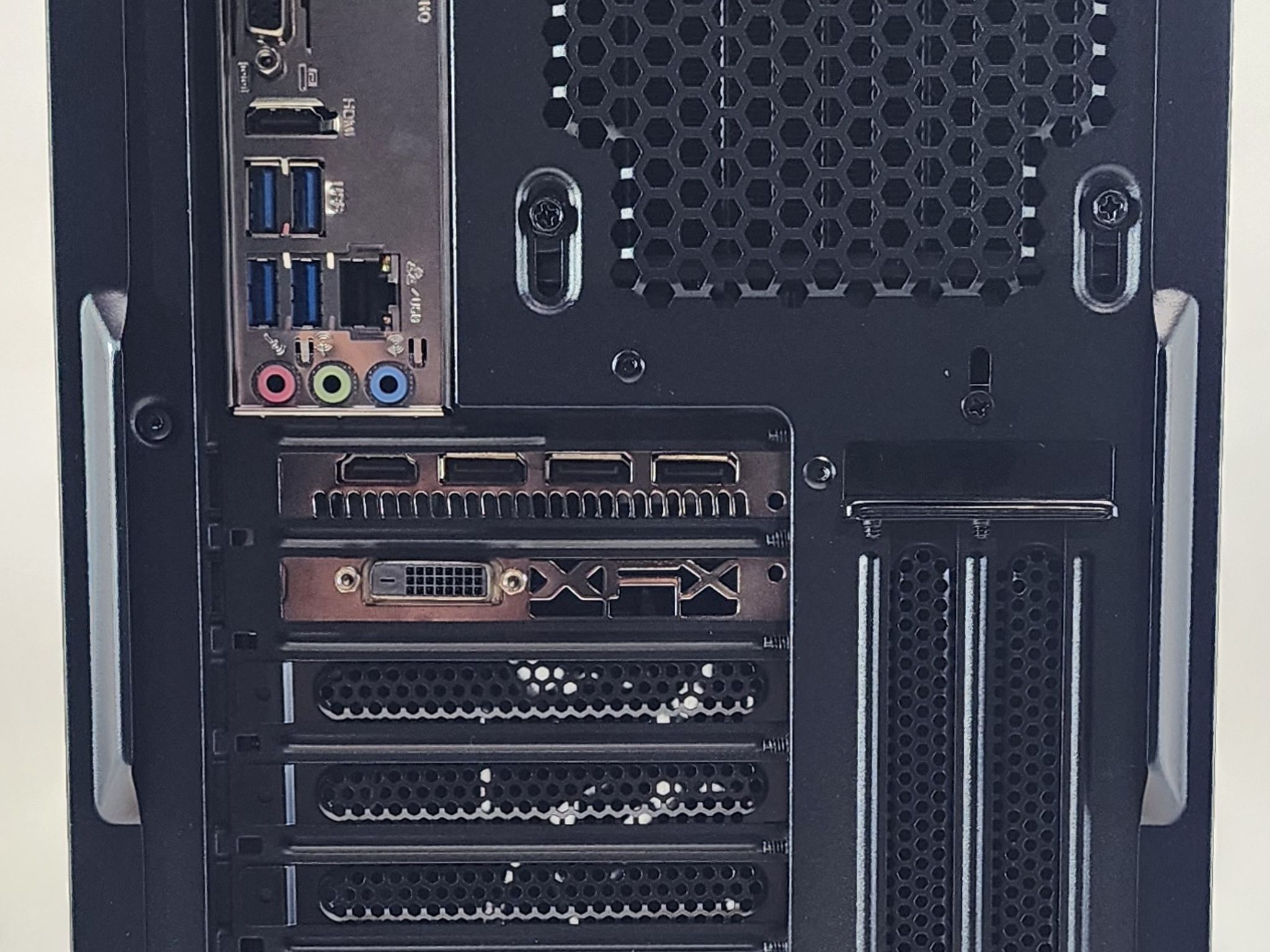Gaming PC i5-6500 8GB RAM 128GB SSD + 500GB HDD RX 470 8GB Windows 11 Computer