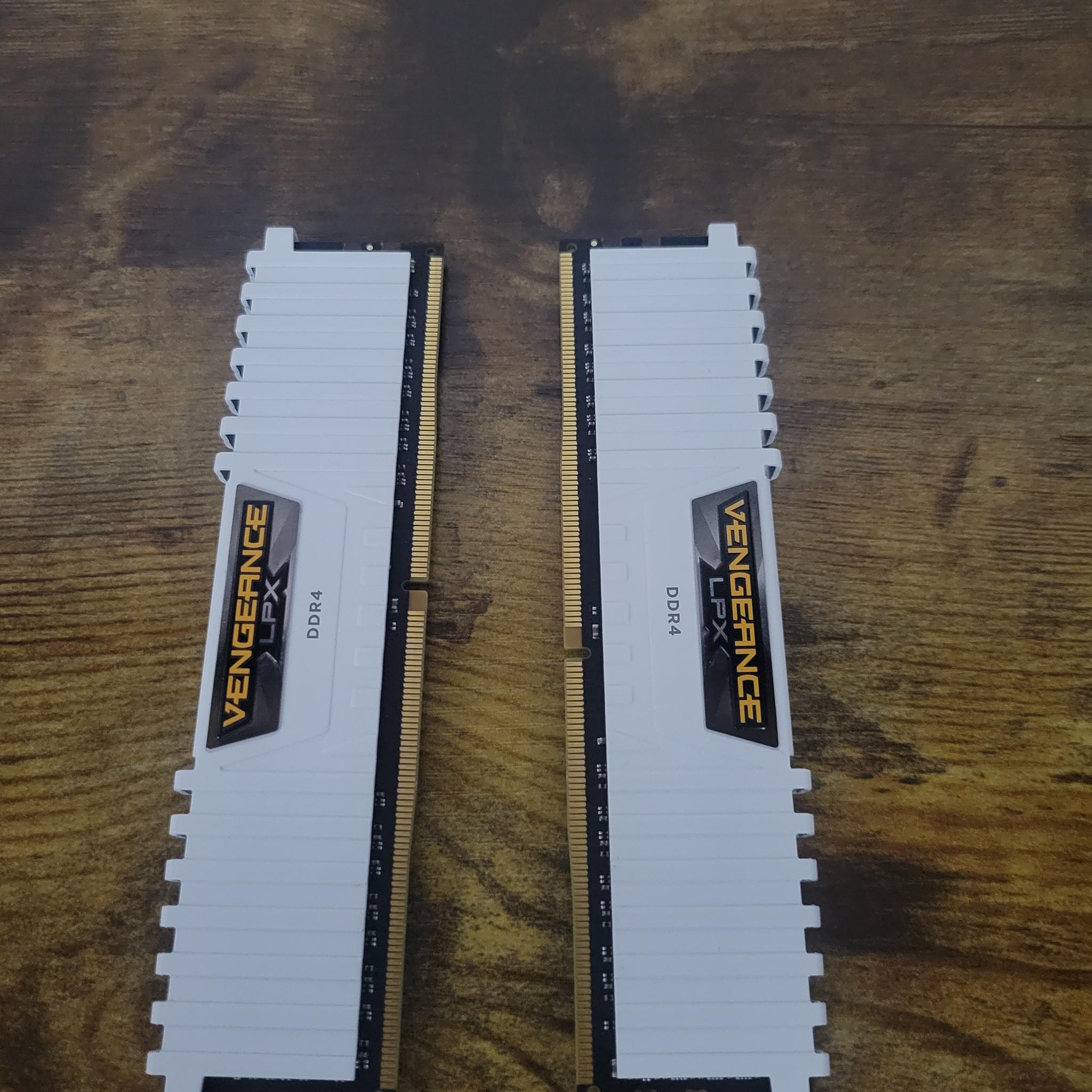 16GB Cosair Vengeance LPX 3200mhz