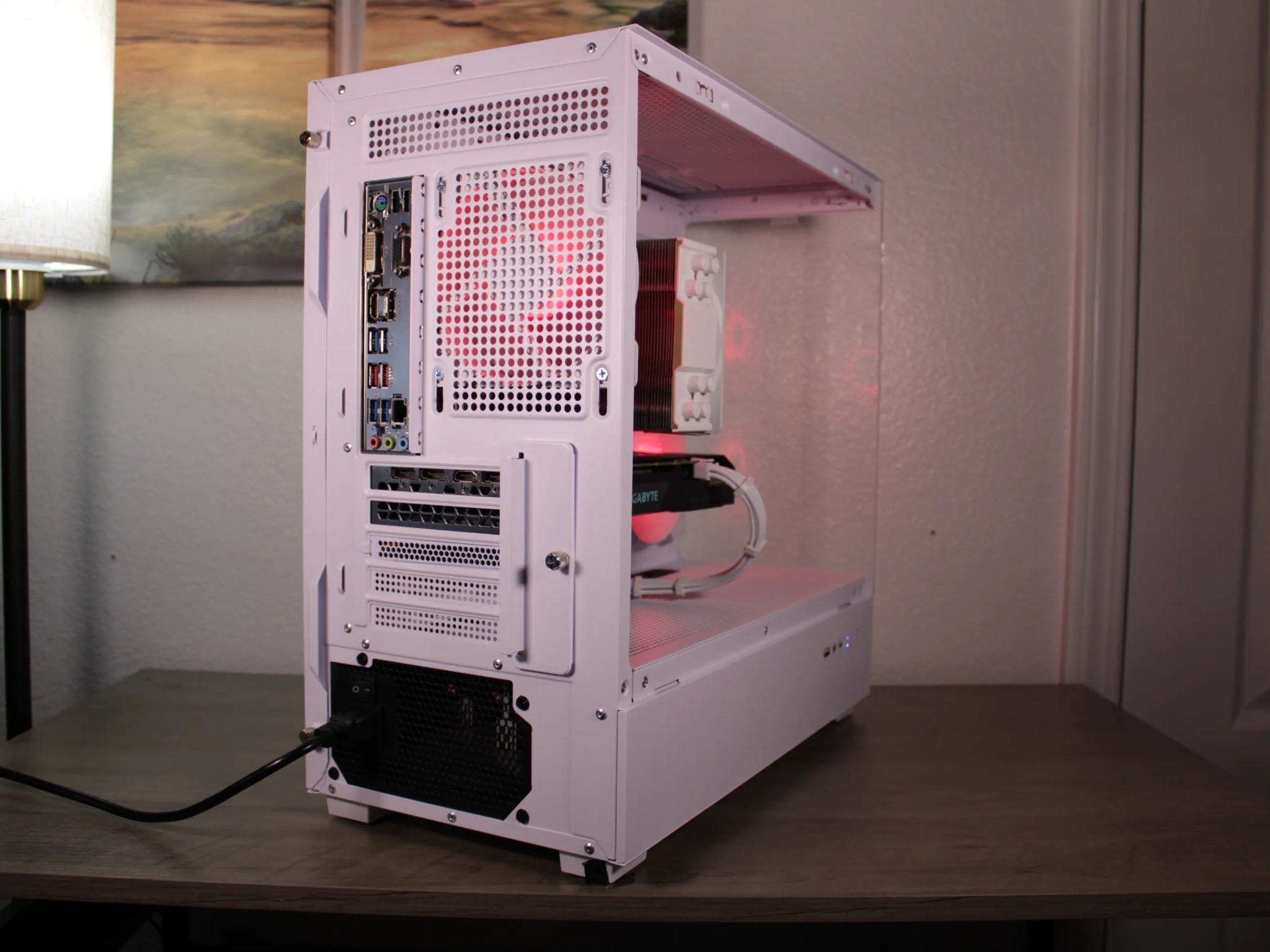 Gigabyte 1660 | Ryzen 7 | 16GB 3200MHz Ram | 1tb NVMe m.2 | Win 10 activated | WiFi