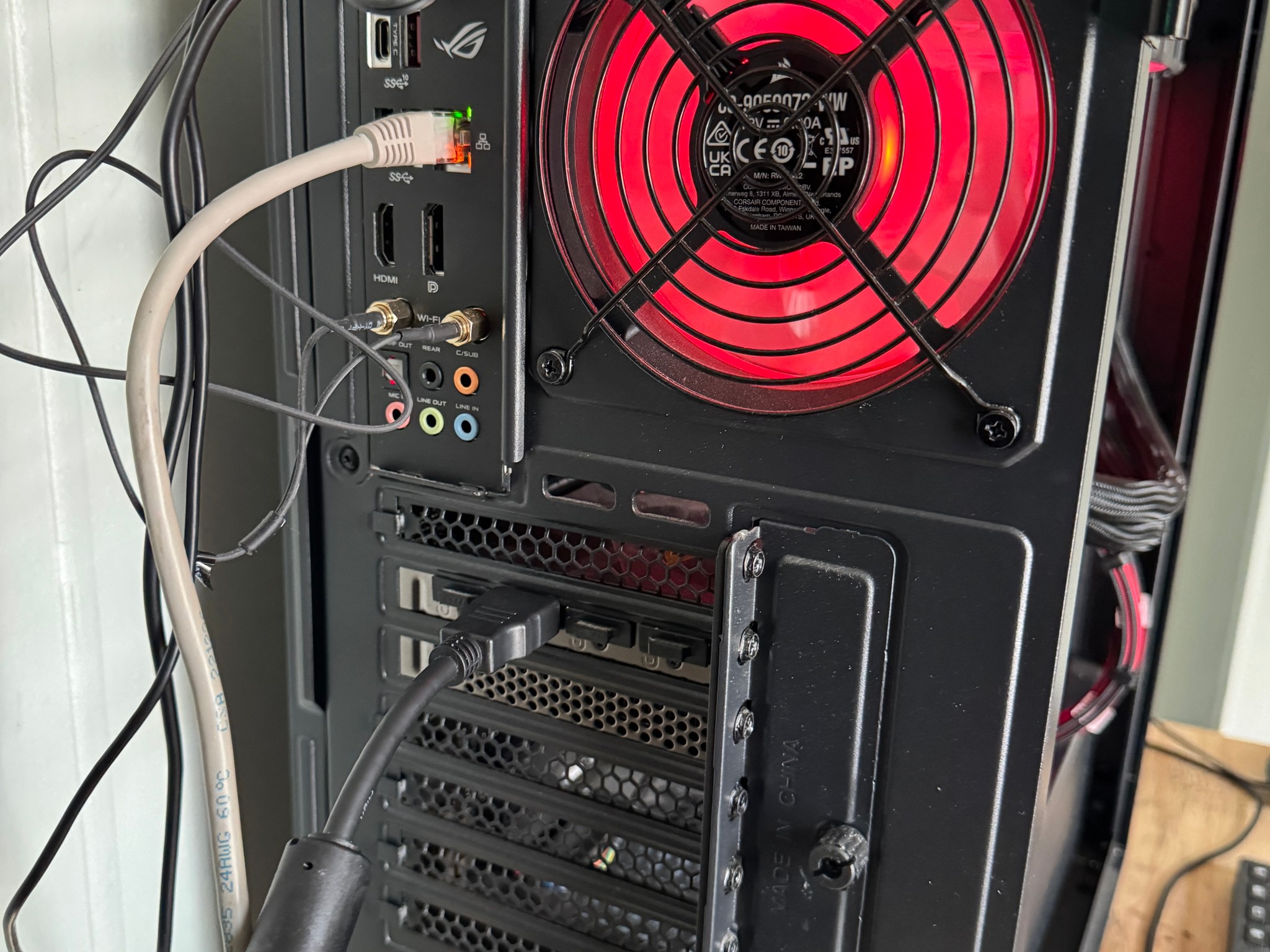 Great 1440P Gaming PC, Ryzen 7 5700X, 32gb of ram, 4TB total NVMe Storage, Radeon RX 6750 XT 12gb