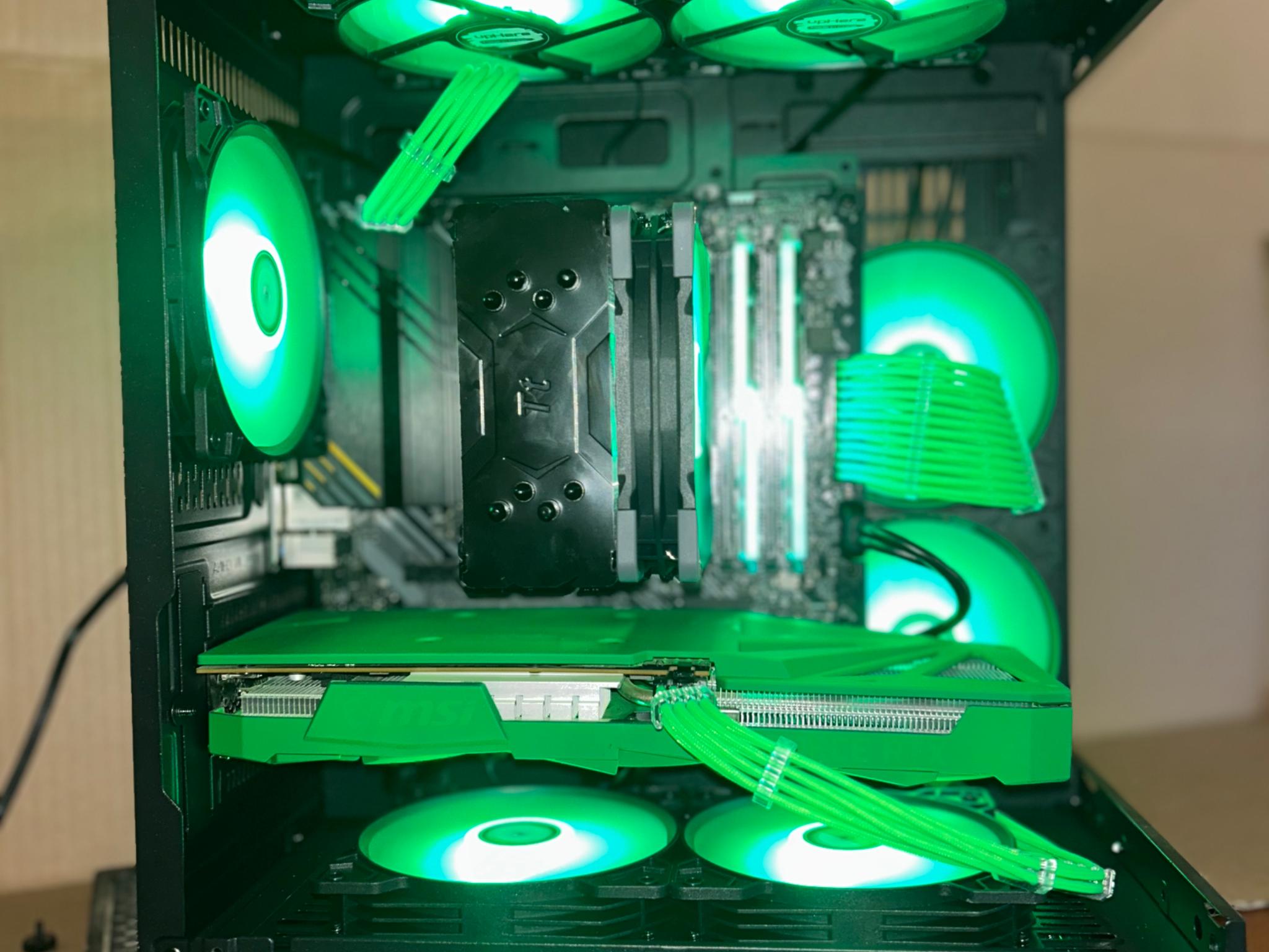 Nvidia RTX 3060 12GB 16 GB RAM Ryzen 5 5600X M.2 1 TB SSD WiFi Gaming PC