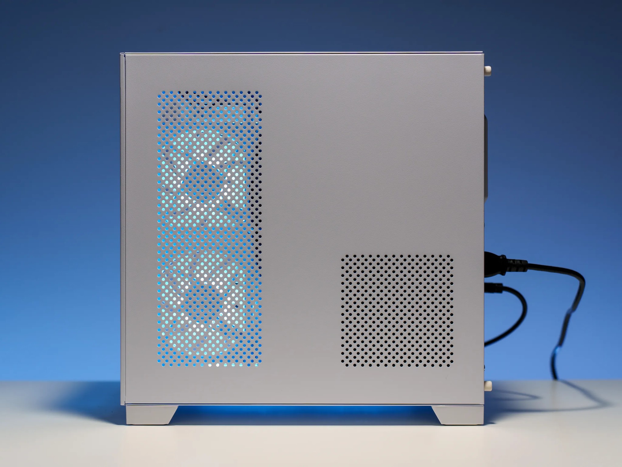 Pure White Gaming PC | Intel Arc B580 | Ryzen 5 5600x | 32GB DDR4 | 1TB m.2