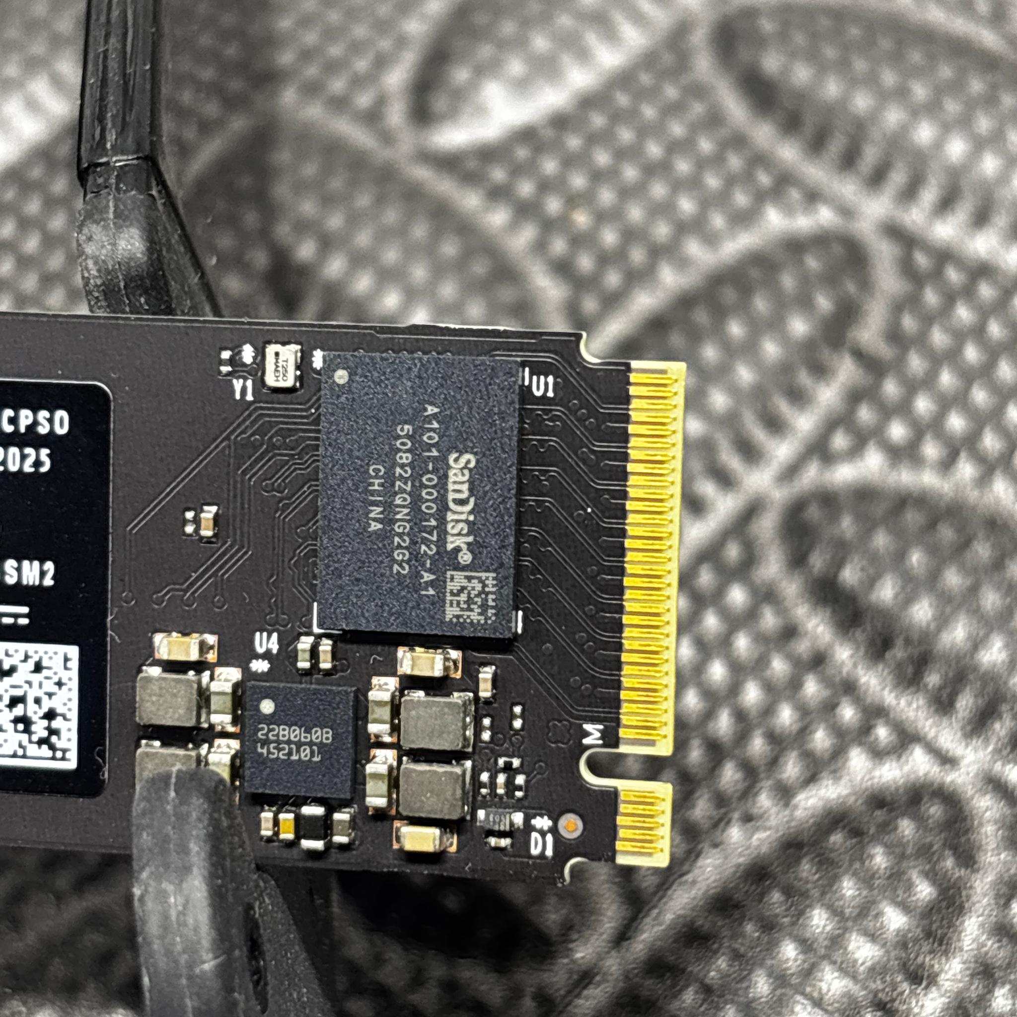 WD Green SN3000 1TB NVMe SSD – 98% Health