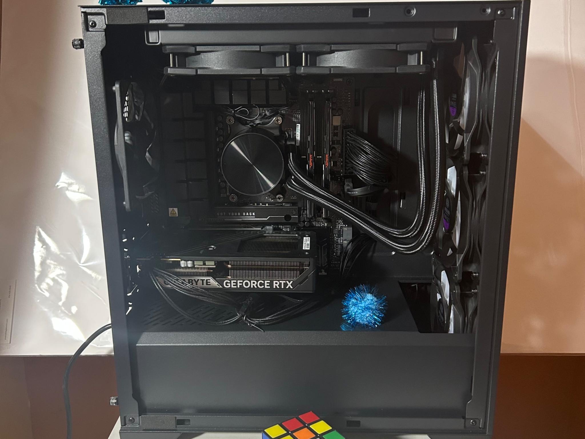 4th of July sale! Great looking AM5 Future proof gaming beast!