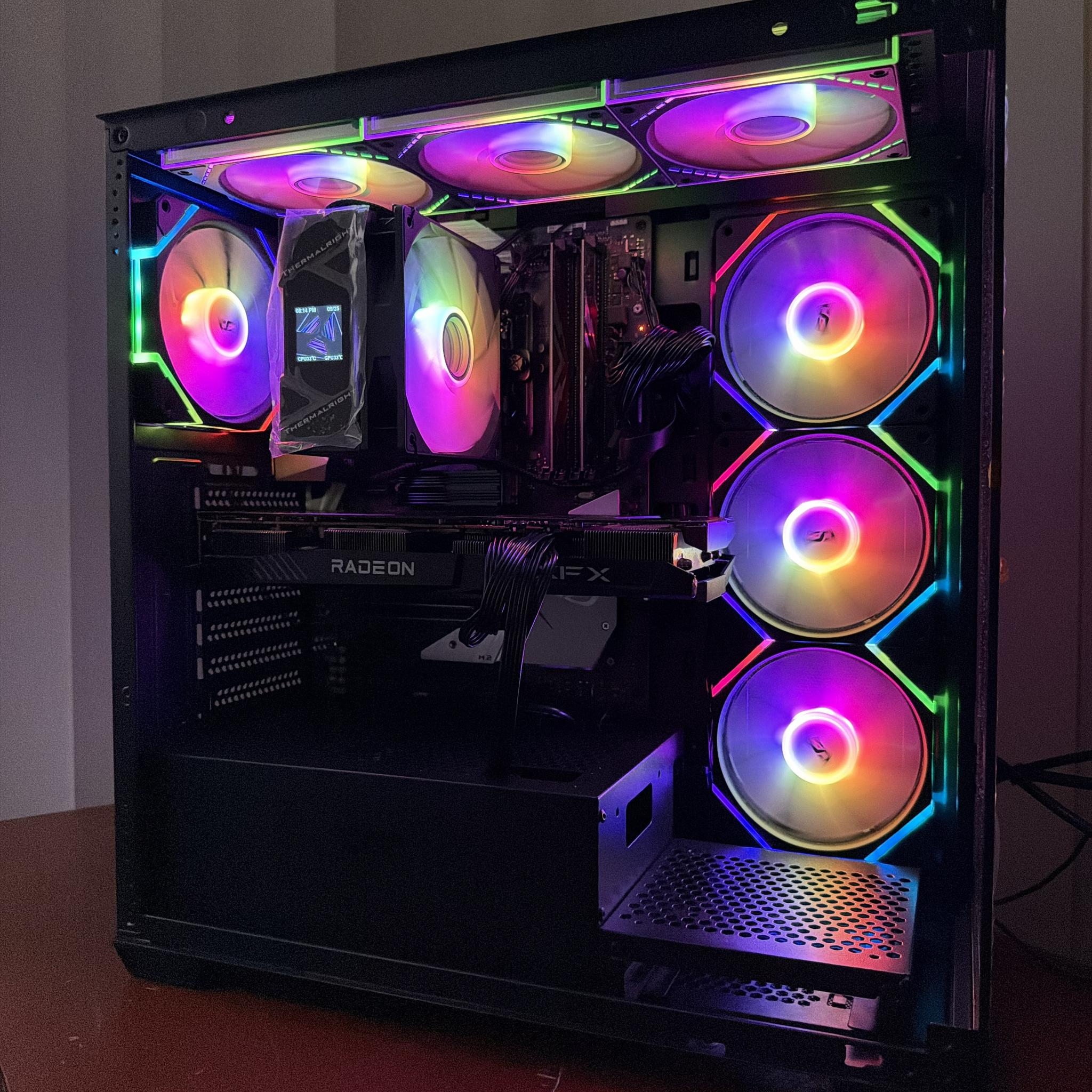 "Console Switcher" i7-9700KF, RX 6700 10GB, 16GB DDR4, ~1TB total storage