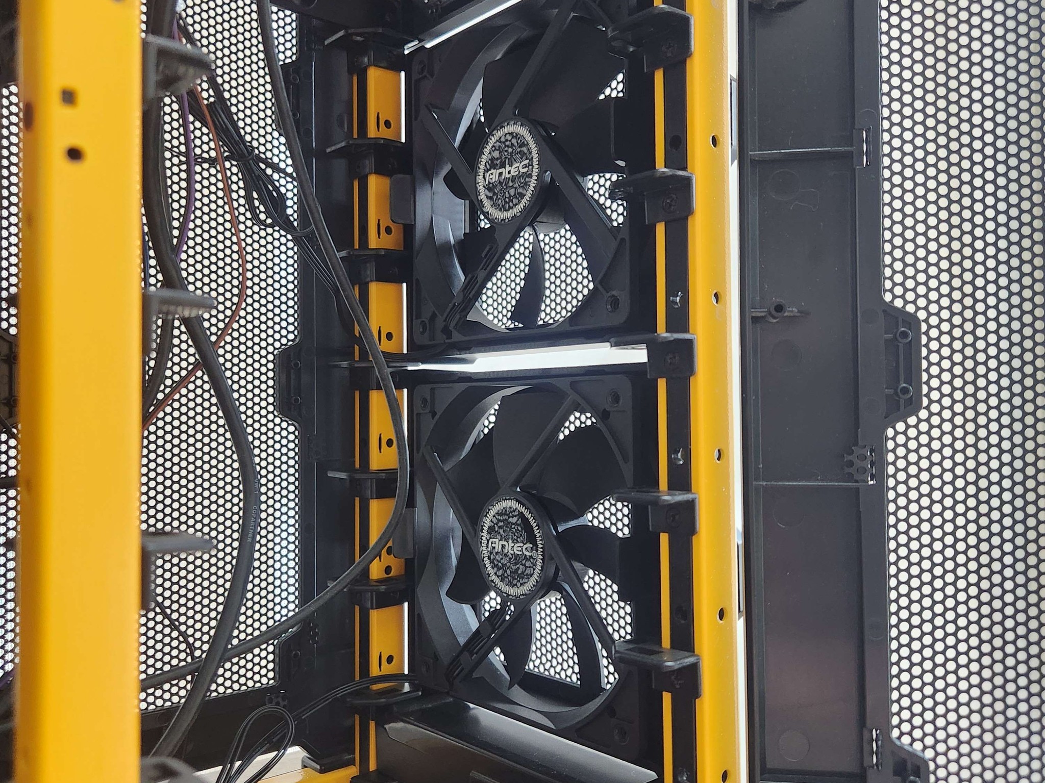 Antec Lanboy Air ATX Mid-Tower PC Case