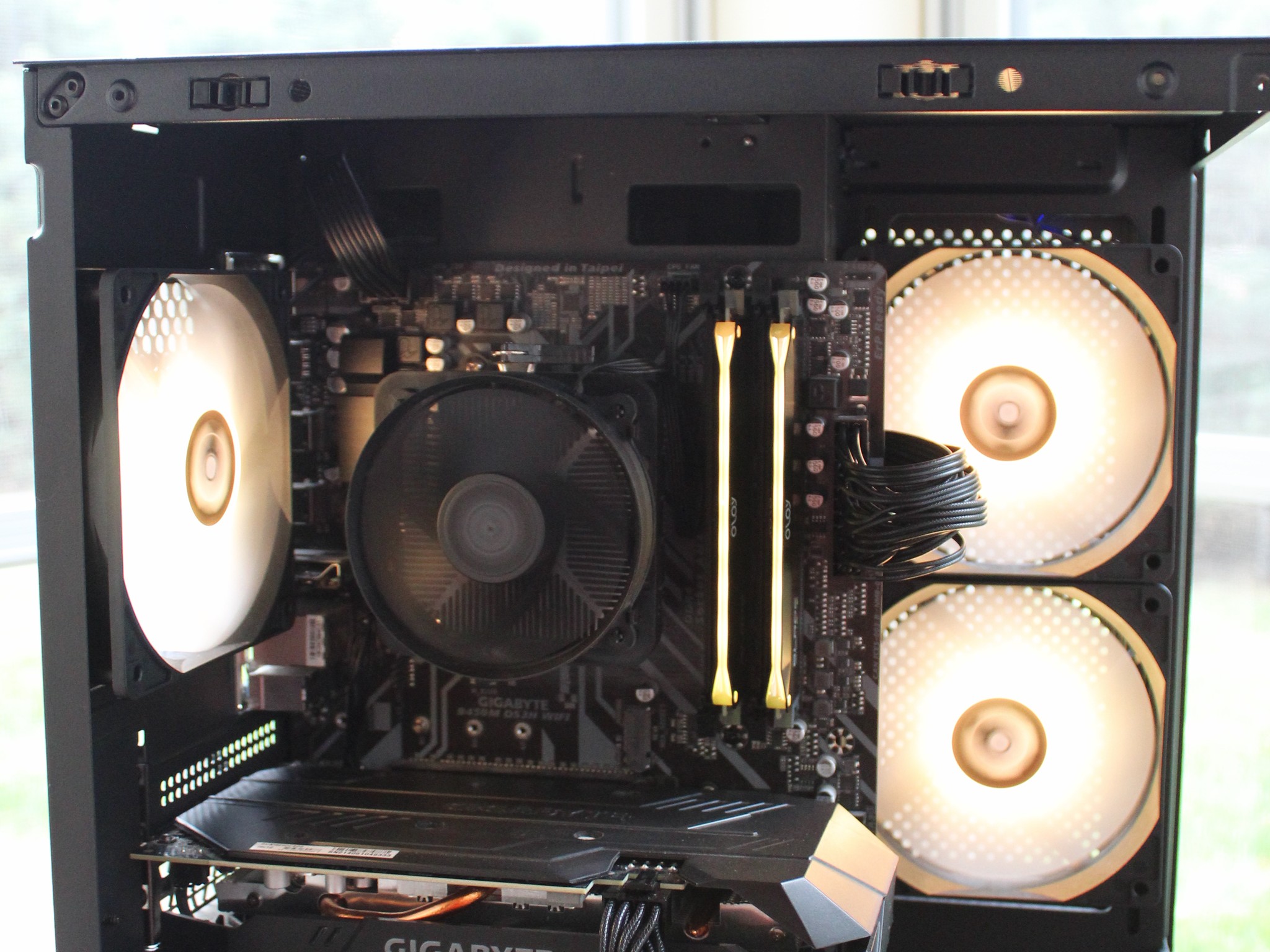 GTX 1660 SUPER 16GB+Ryzen 5 3600 | Price-to-Performance Gaming PC