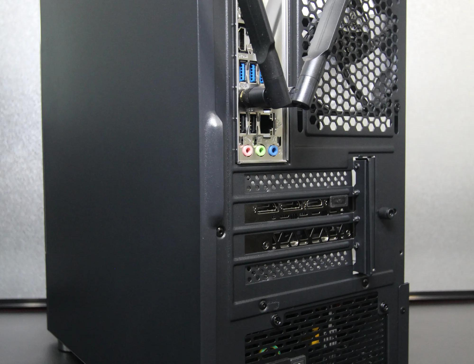 Custom Gaming PC / AMD Ryzen 5 5600X / RTX 4060 / 16GB / 1TB / Windows 10 Pro