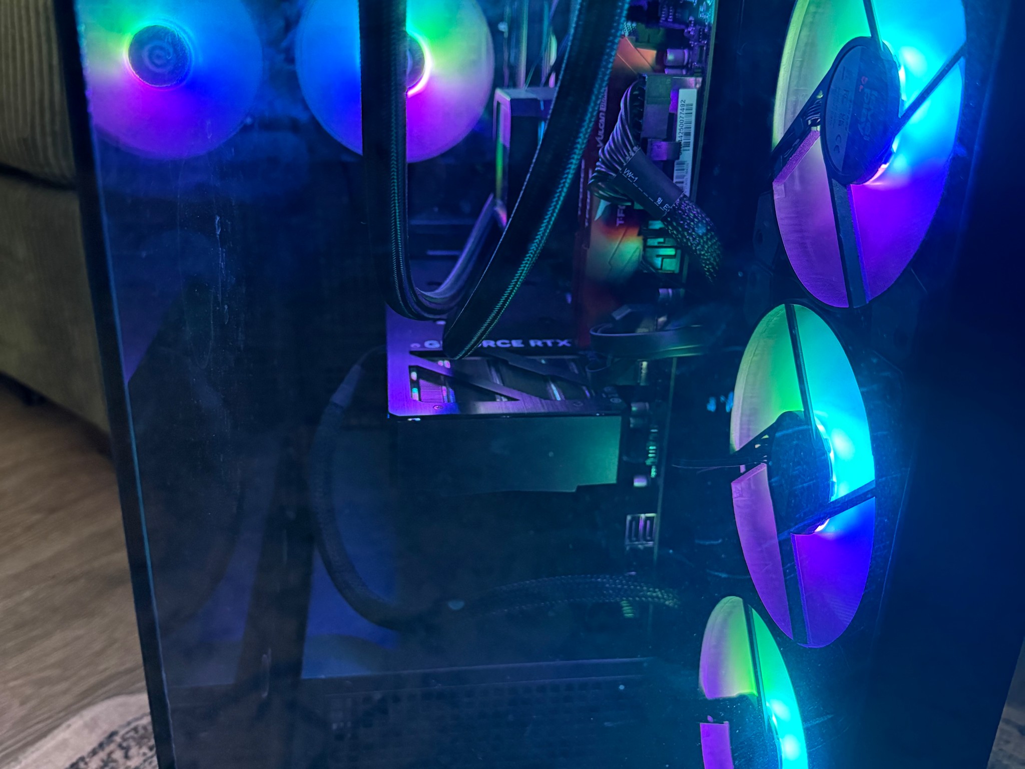 CyberPowerPC i9-14900KF | RTX 4070 Super | 32GB DDR5 | 2TB SSD