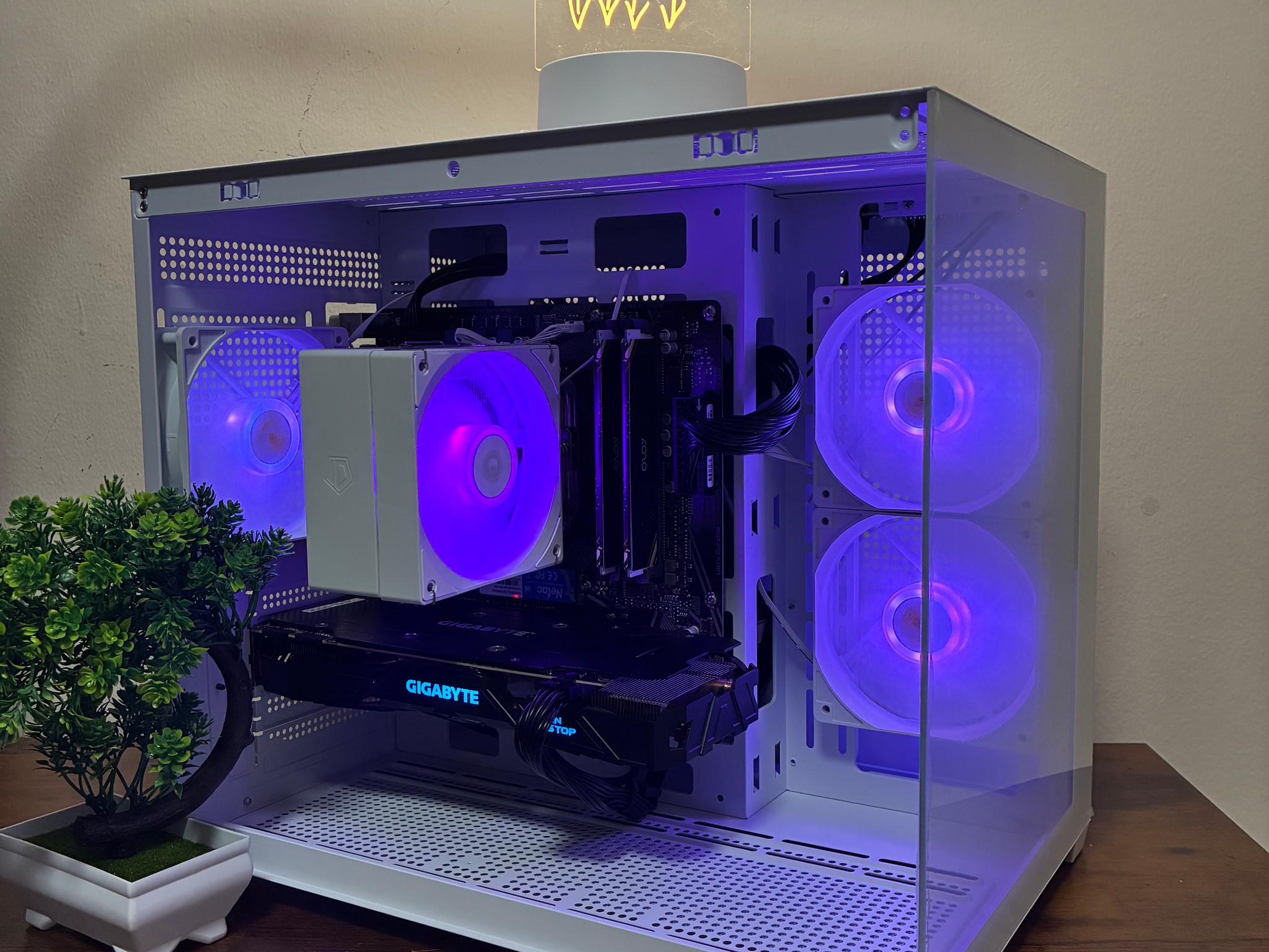 ❄️🤍White Gaming PC🤍❄️ Custom + HIGH FPS 🎮🎮