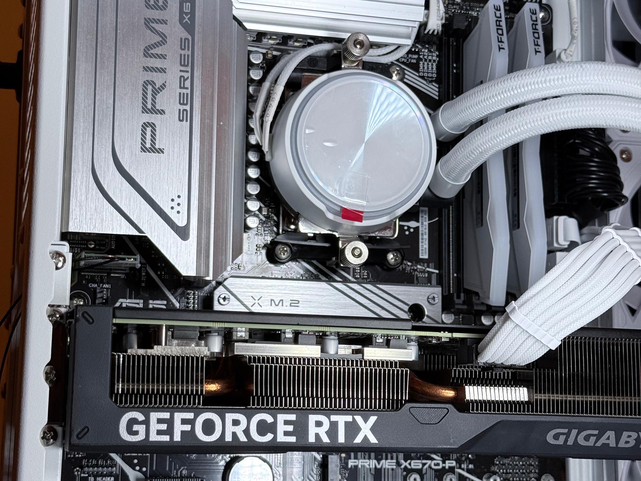 Manganese III R5 7600X RTX 4070 Super 32GB DDR5 6000 2TB PCIE 4.0 NVME