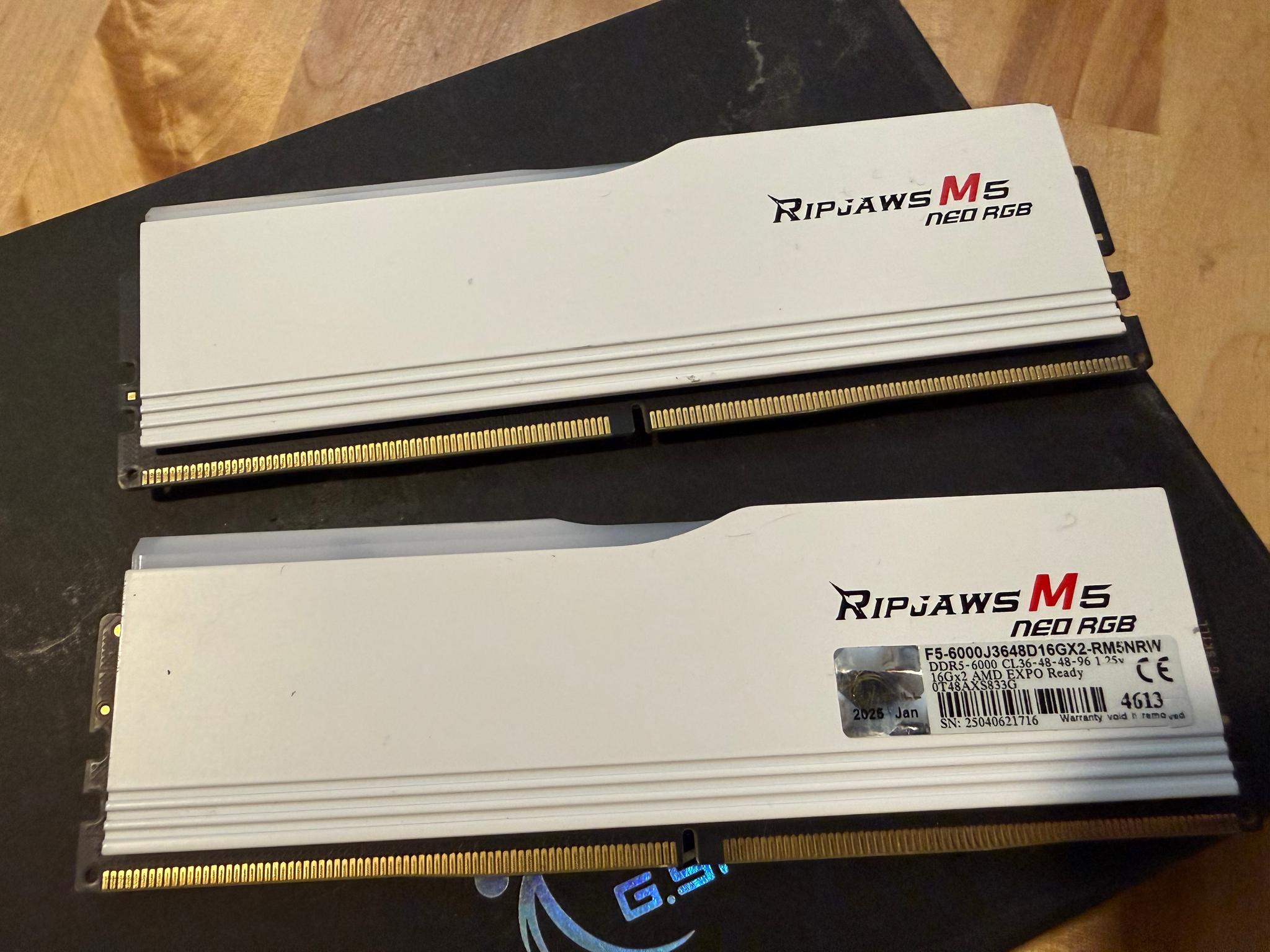 (WHITE) G. Skill RipJaws M5 neo RGB 32GB Kit (16x2) | DDR5 6000 CL36  EXPO/XMP AMD for Ryzen/Intel