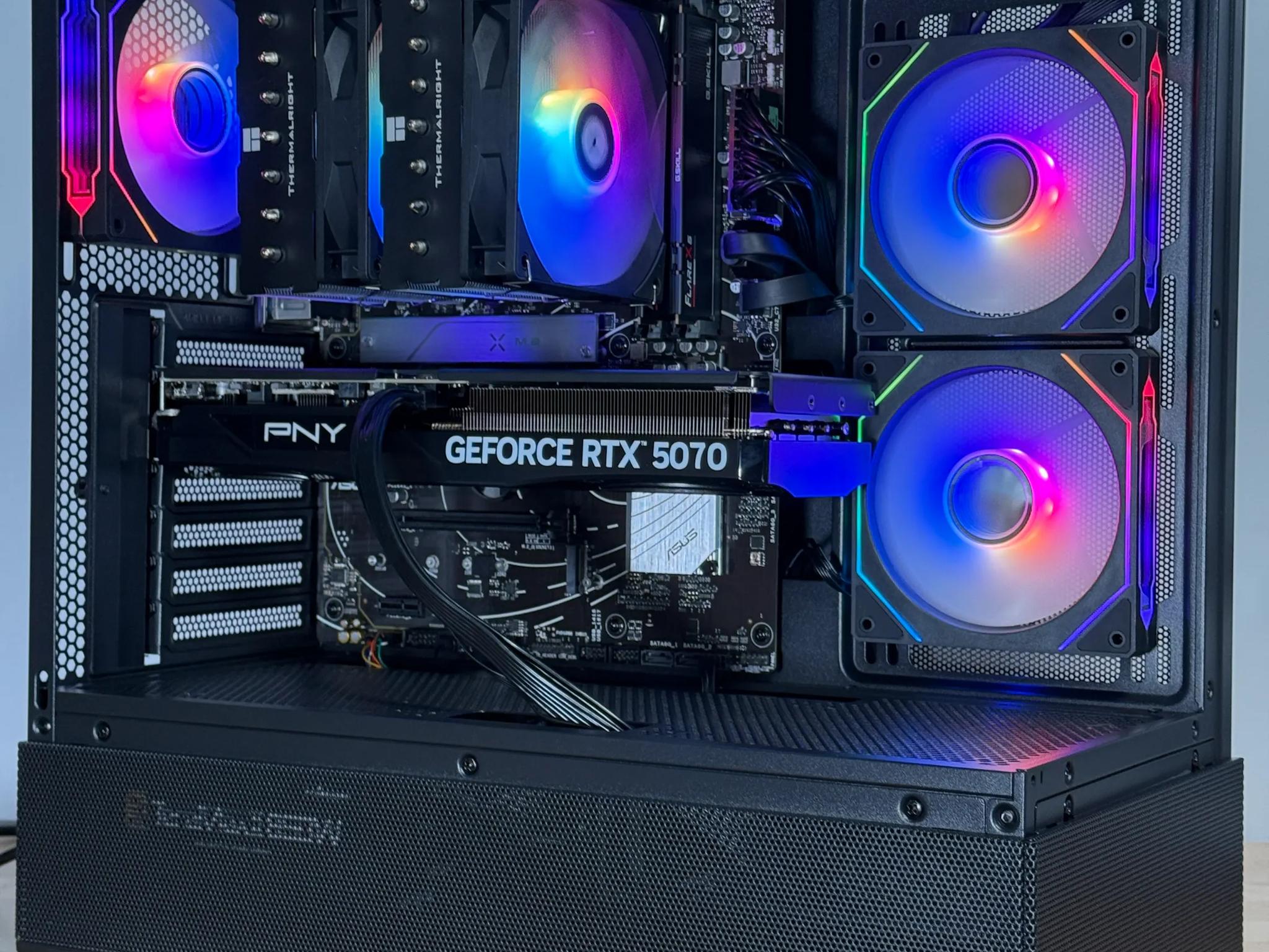 RTX 5070 and Ryzen 7 7800x3d Gaming PC