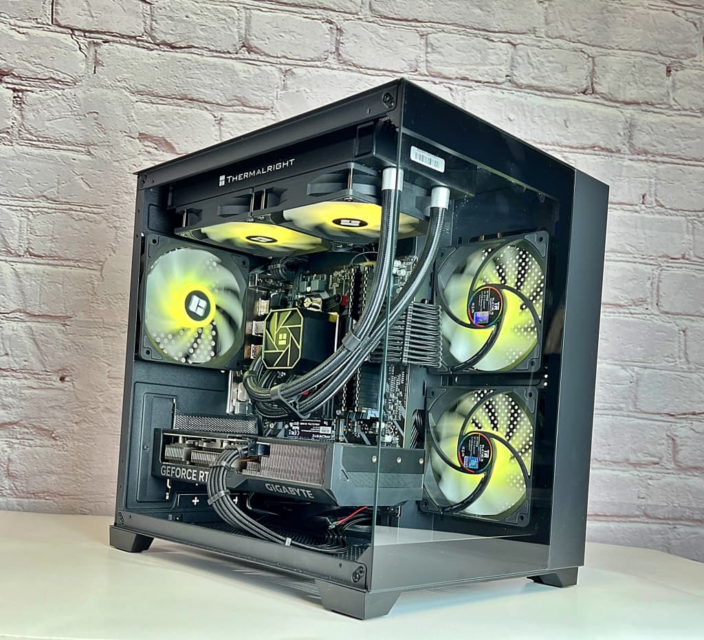 Liquid Cooled RTX 4070 Ryzen 5 5600X 32GB RAM 1TB M.2 Win 11 Gaming PC