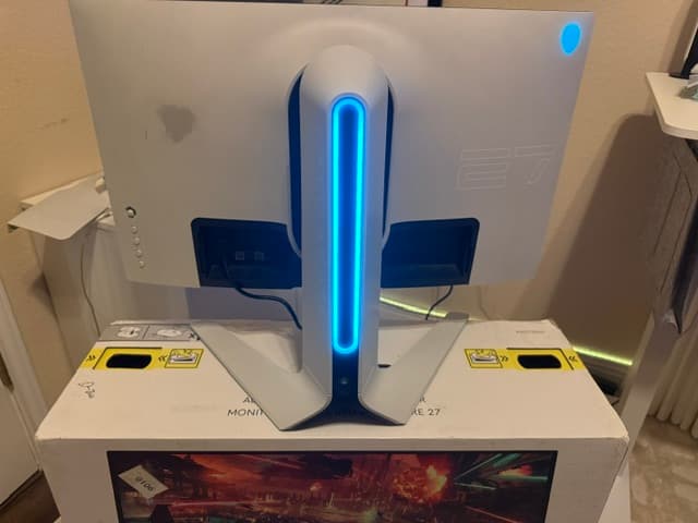 Alienware AW2720HF