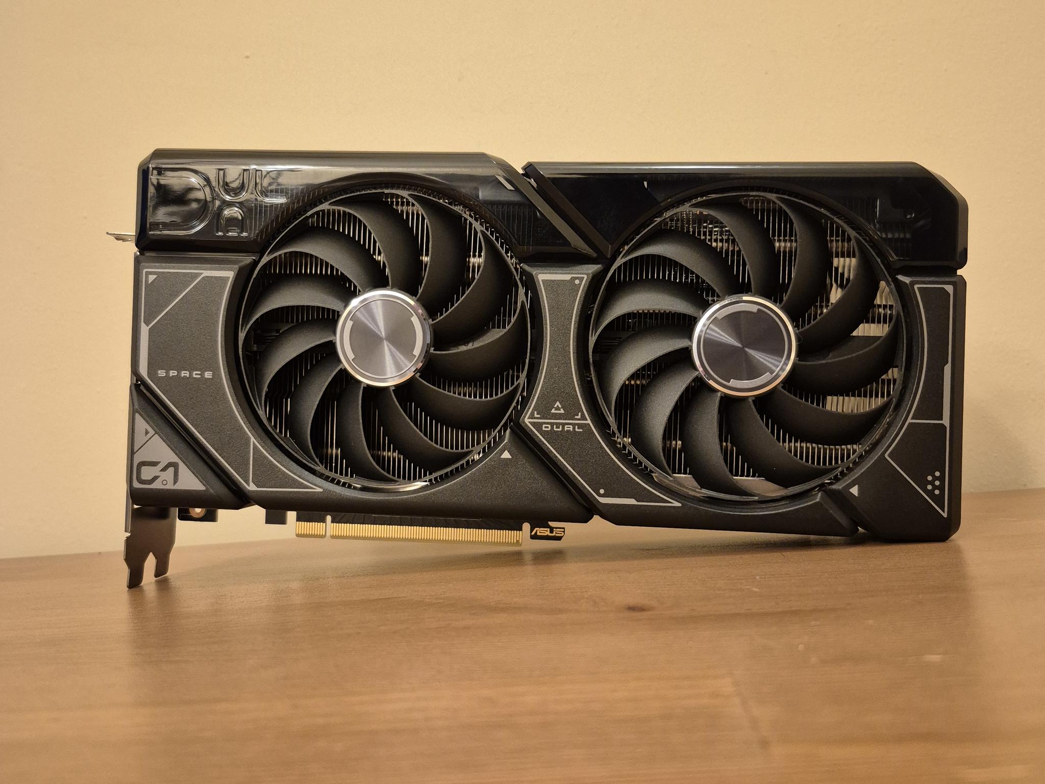 RTX 4070 TI SUPER 16 GB