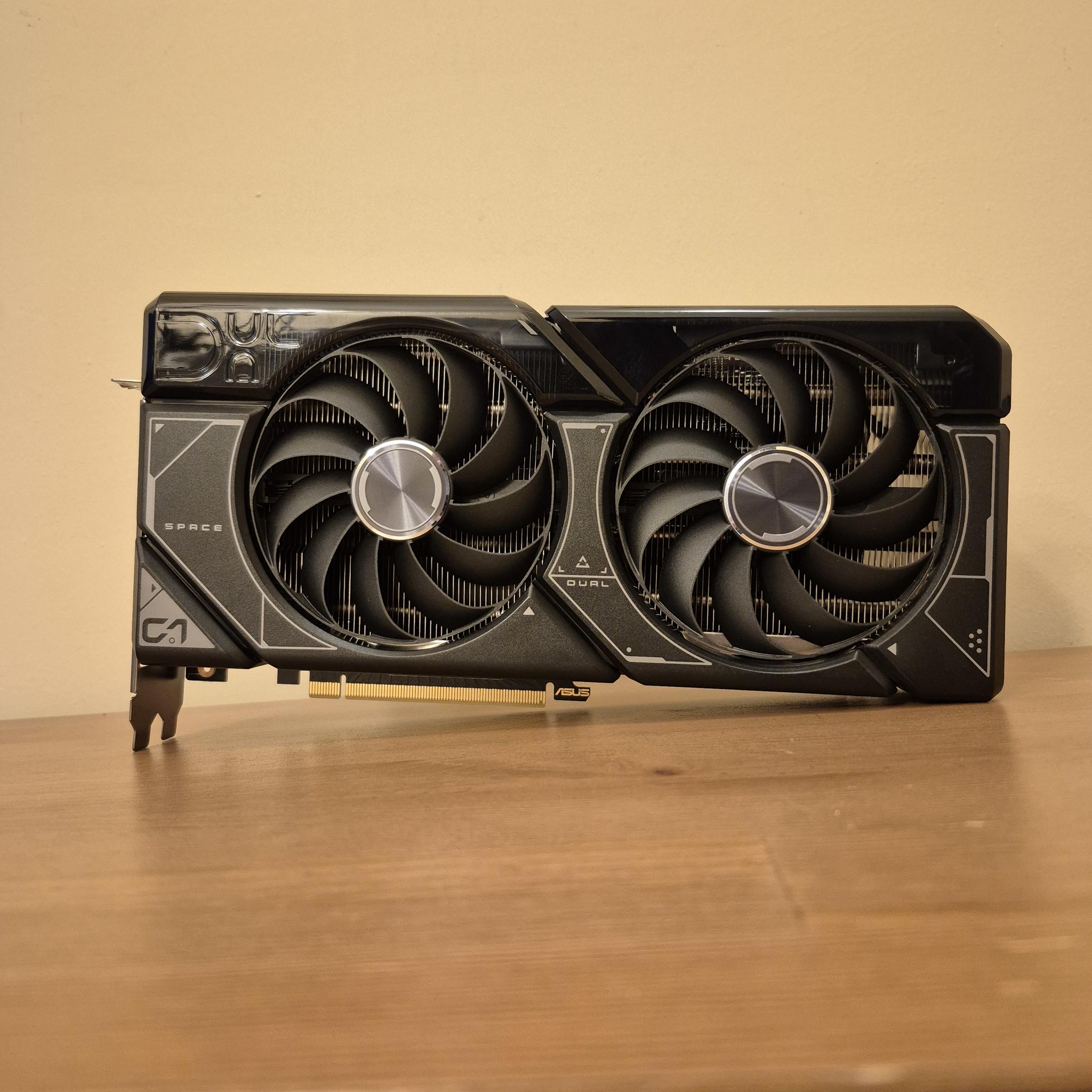 RTX 4070 TI SUPER 16 GB