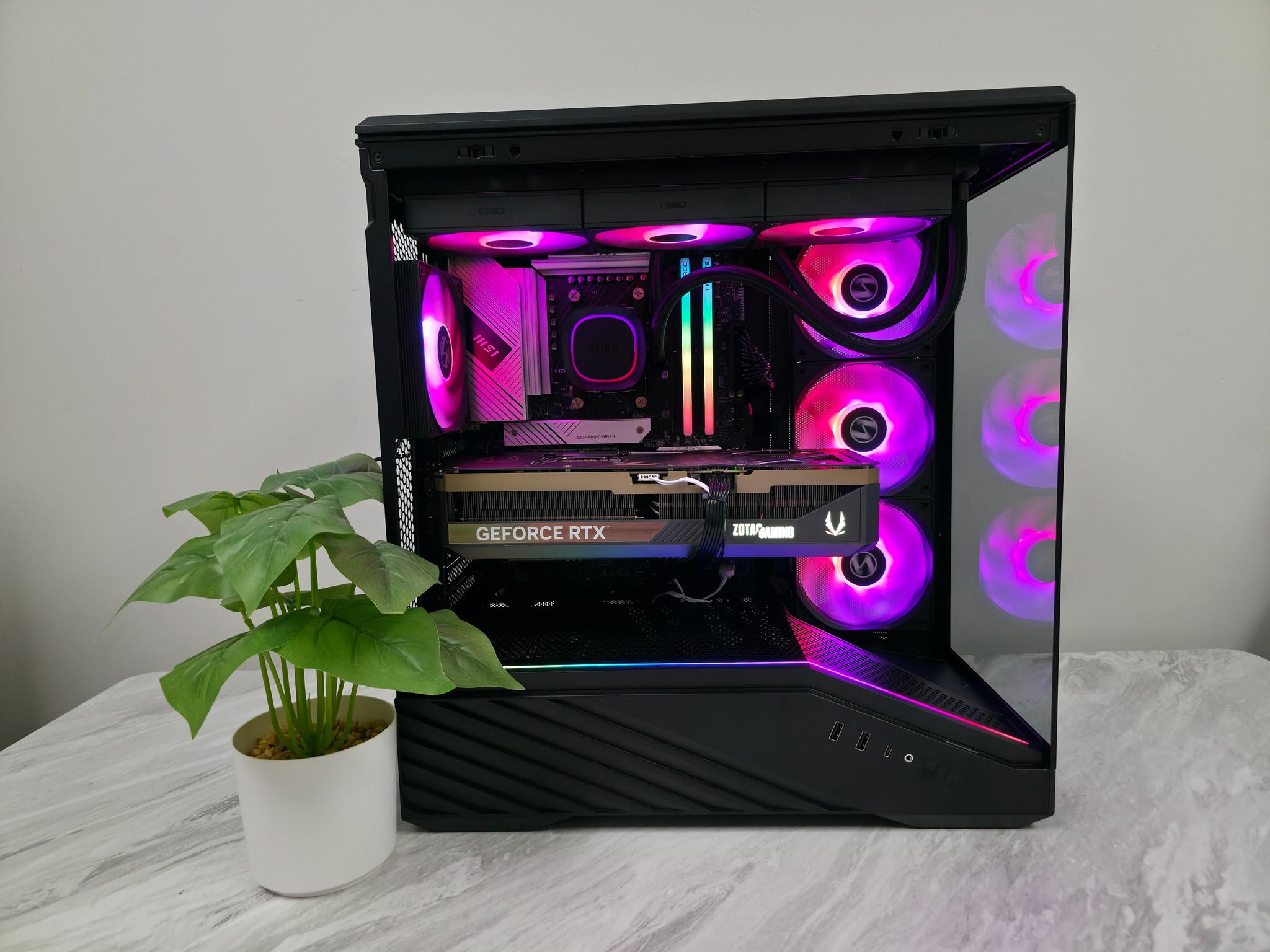 4k Streaming Gaming Computer PC (RTX 5090, Ryzen 9800X3D, 32GB DDR5 6000 MHz)