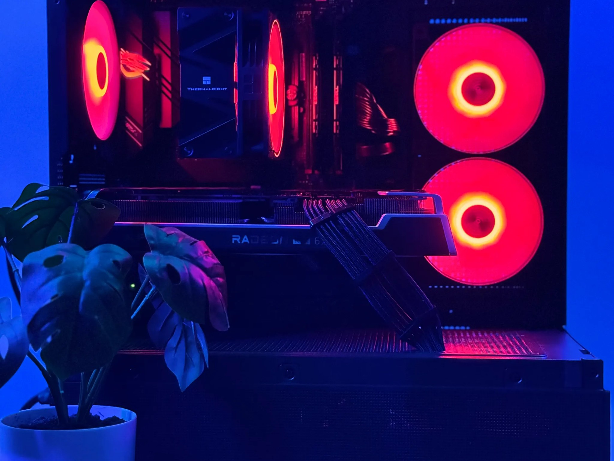 Swift XR- Radeon RX 6750 XT 12 GB VRAM, AMD Ryzen 5 5600X, ROG Strix MOBO, 1TB SSD, 32GB RAM, 750w