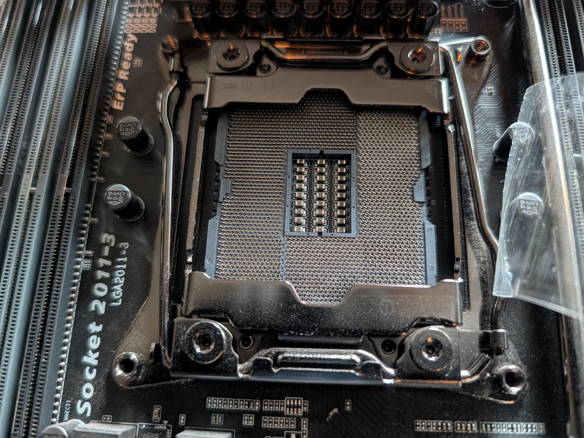 ALMOST FREE: DEFECTIVE X99 Motherboards - ROG RAMPAGE V EDITION 10 and Gigabyte X99-UD4