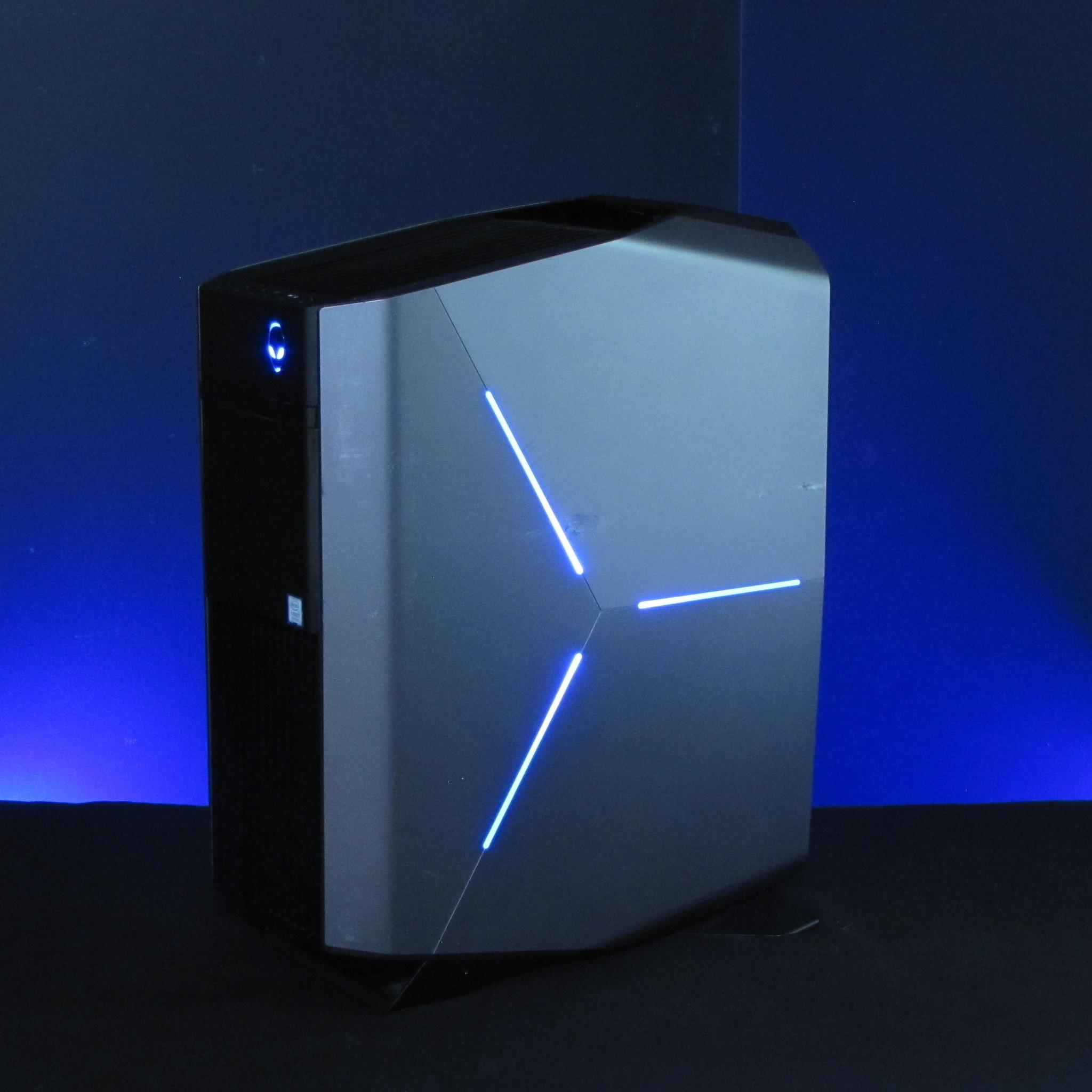 Alienware Aurora R7 desktop, i7-8700, RTX 2070 Super, 16GB DDR4, 800GB SSD