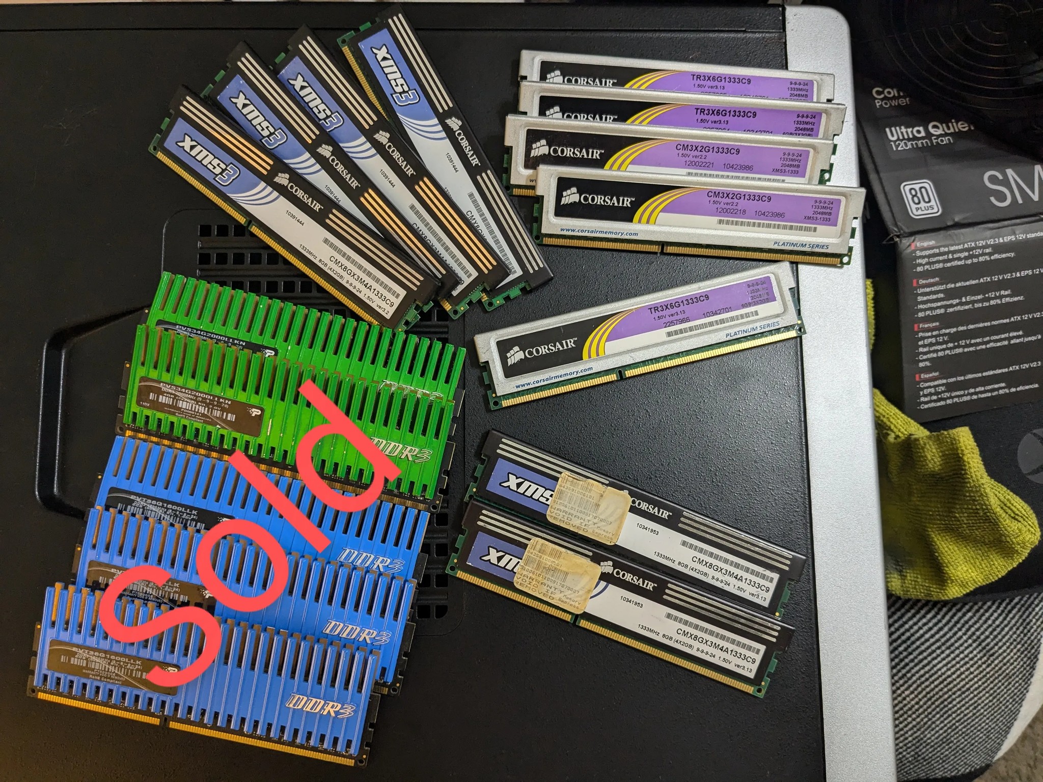 11x 2GB (22GB Total) DDR3 lot, Corsair 1333 MHz, matched sets