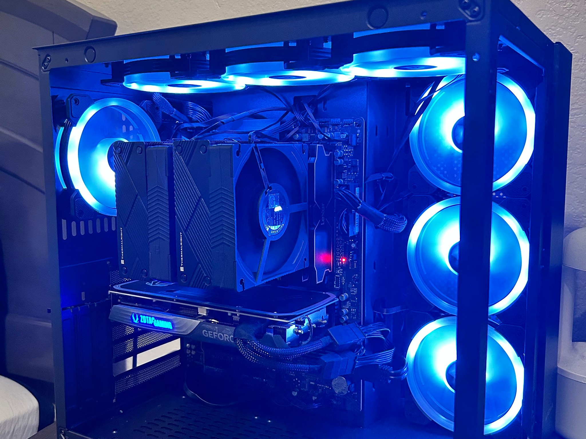 Blue Beauty 💙🦋| Ryzen 7 7700x | Zotac 4070 Super 12GB | Lexar 32GB 6000MTz | GB B650 Aorus Elite