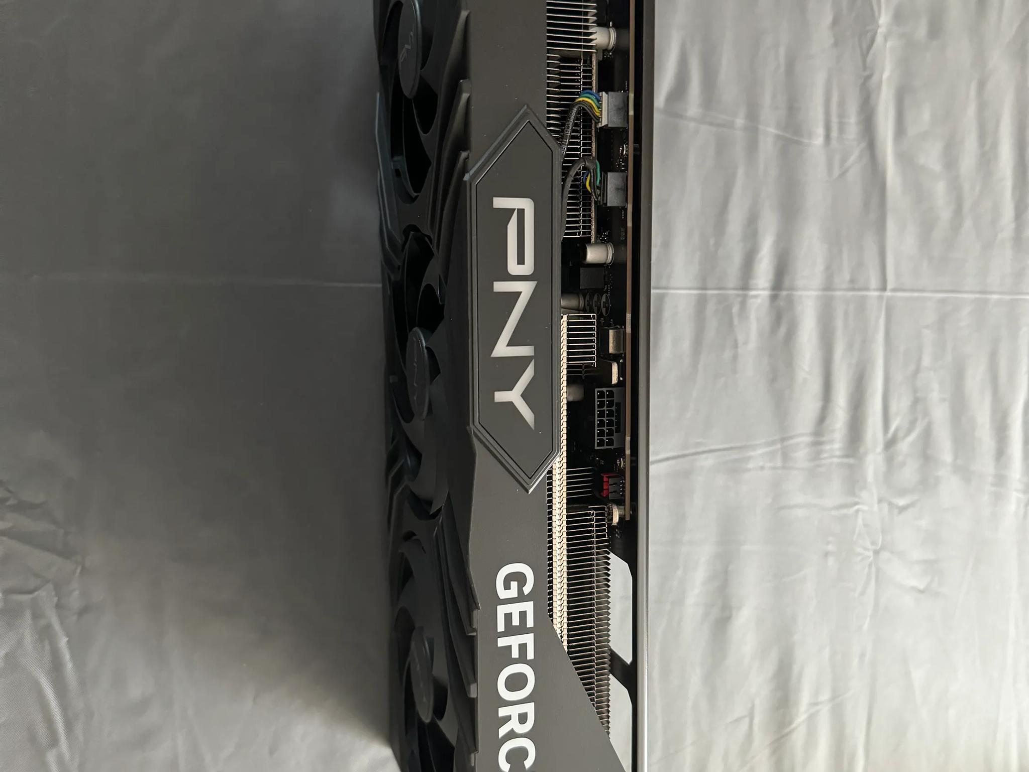 PNY GeForce RTX 4080 VERTO 3-Fan 16 GB GDDR6X PCIe 4.0 x16 Graphics card