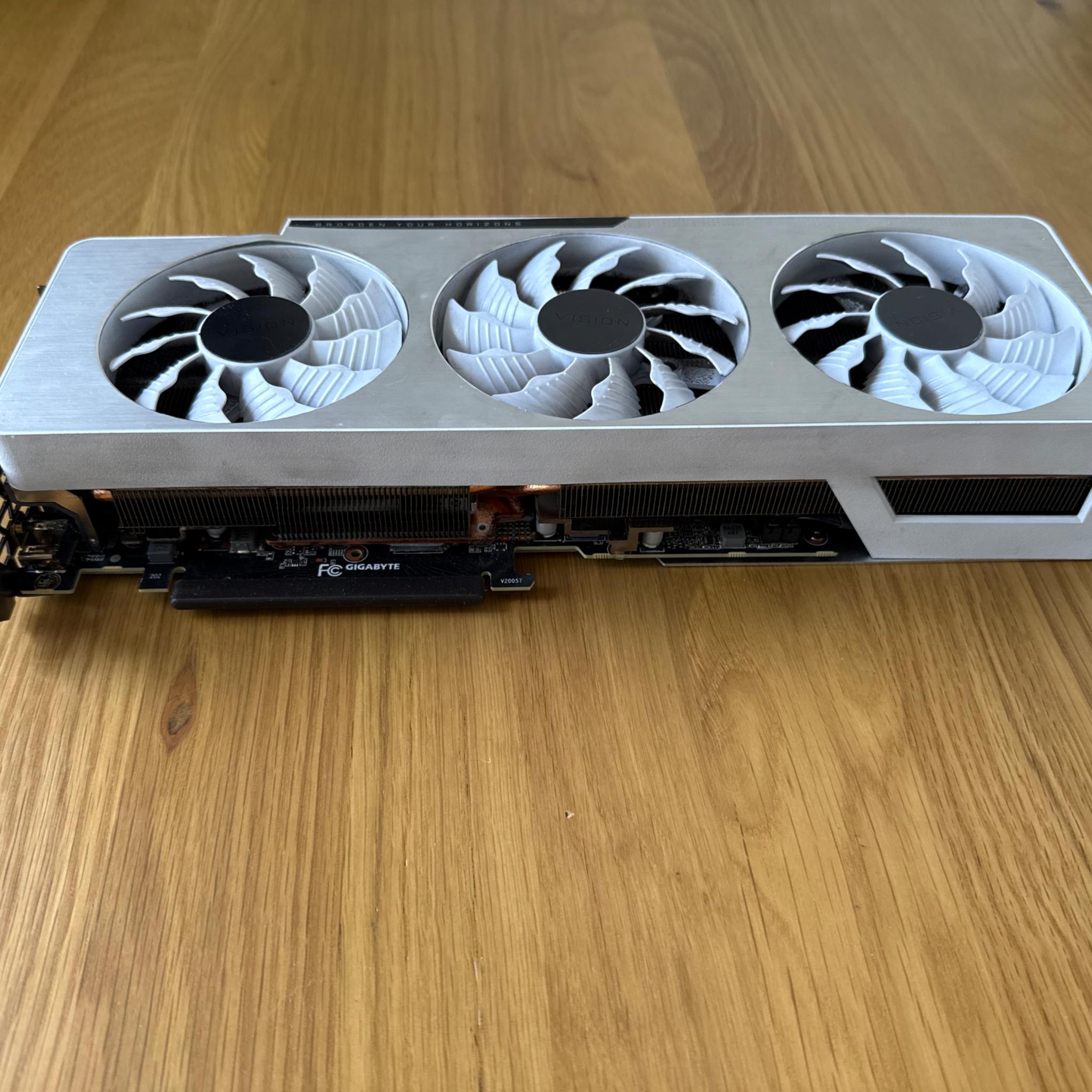 Gigabyte RTX 3080 Vision White with Original Packaging