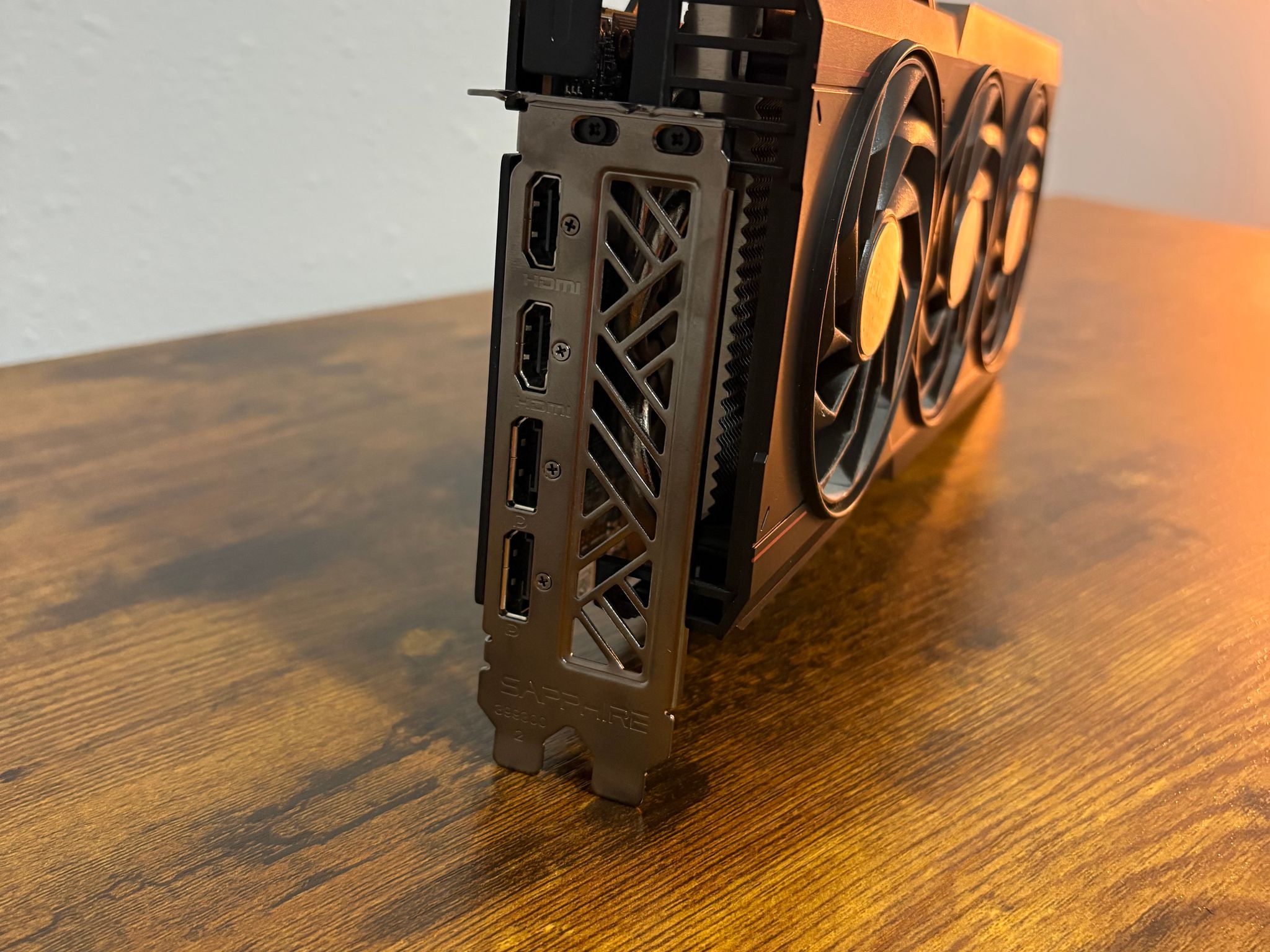 SAPPHIRE PULSE Radeon RX 7900 XT